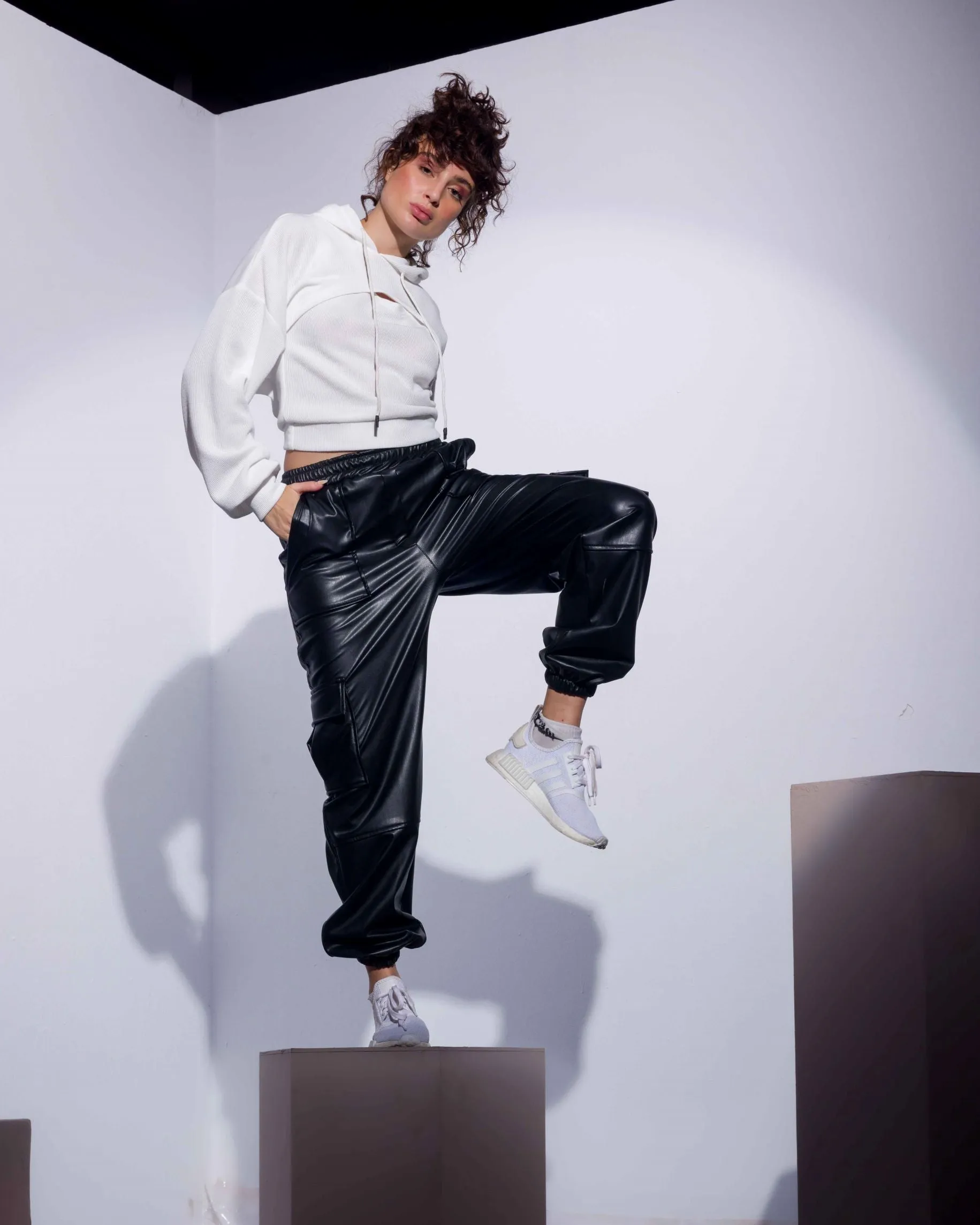 Cargo Pants Lined leather - BLACK Cozy Pullover