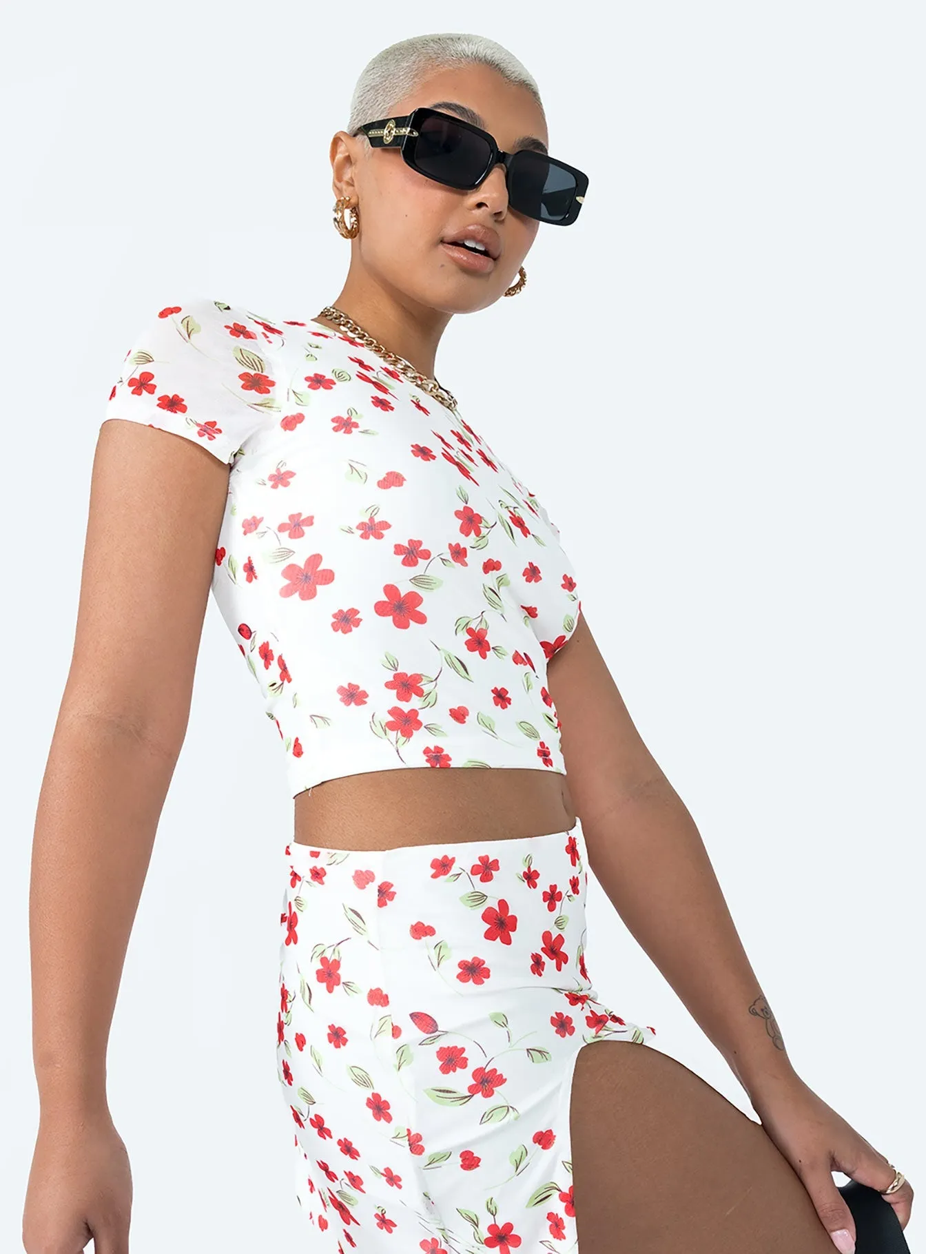 Bold Move Top White Floral Lightweight Feel