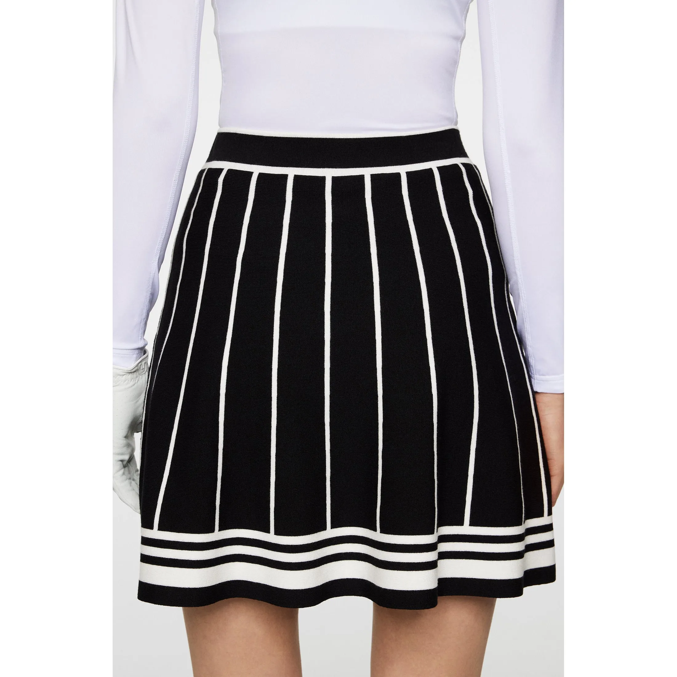 Gentle Flow Cozy Edge J.Lindeberg Women's Irma Knitted Golf Skirt - Black