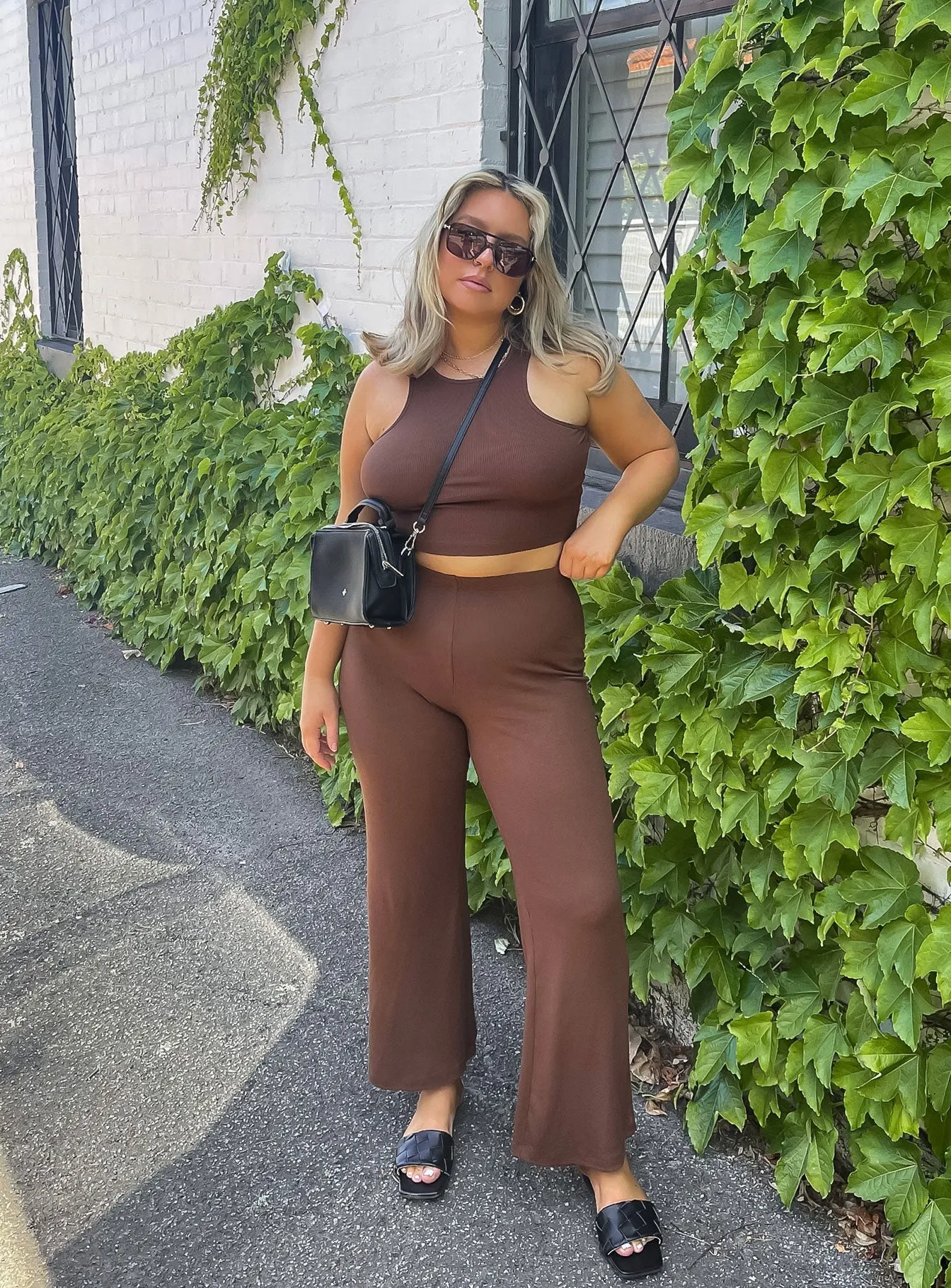 Marnie Set Chocolate Cozy Casual Chic Fit