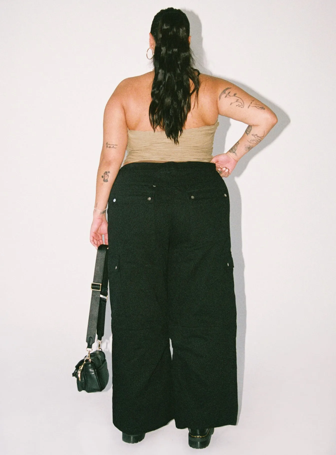 Adjustable Belt Loops Timeless Utility Fallout Mid Rise Cargo Pants Black Curve