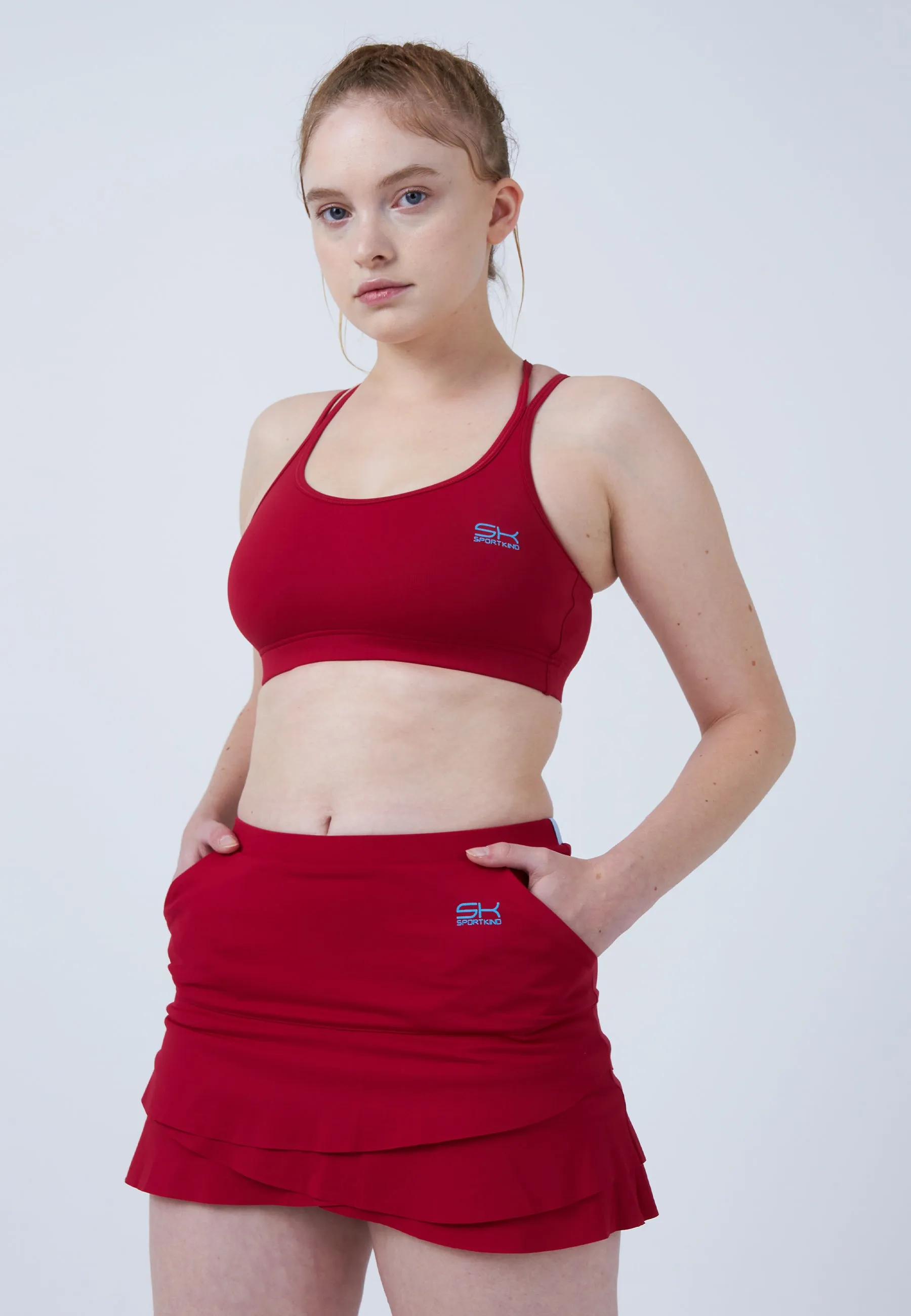 Neutral Look Key Feature Tulip Tennis Skort with pockets, bordeaux red