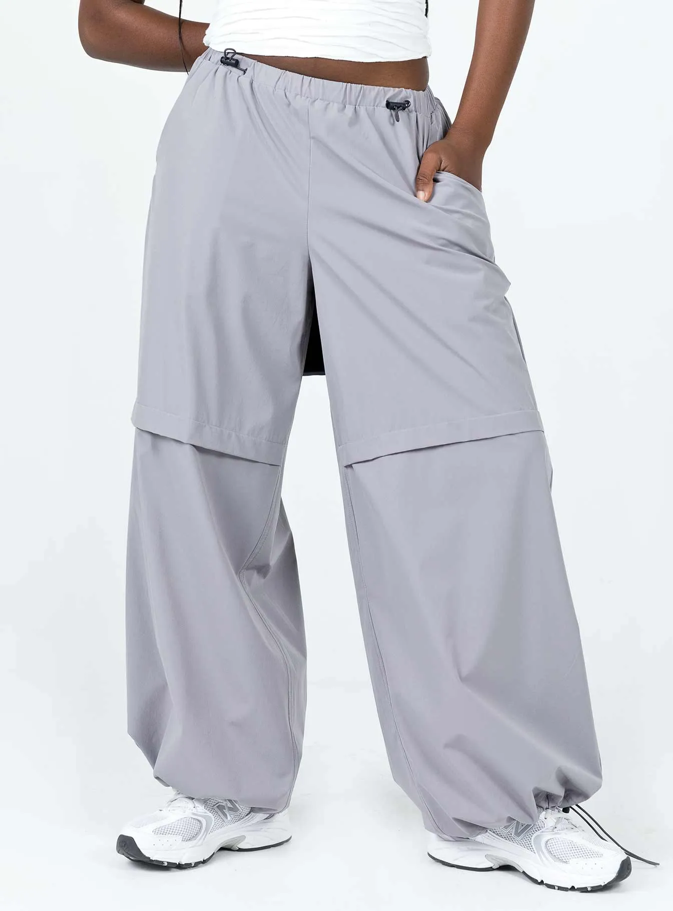 Quick Slip Jason Parachute Pants Grey