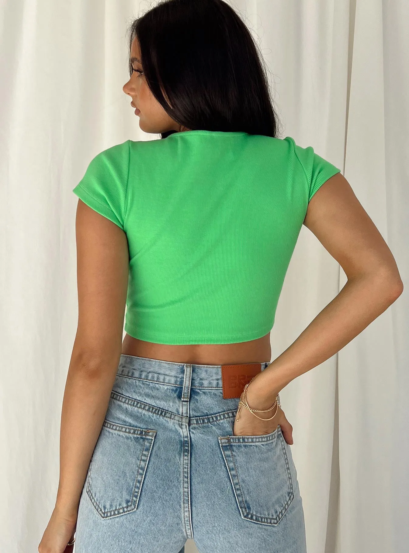 Classic Crop Tee Green Lightweight Material Layering Comfort Wear