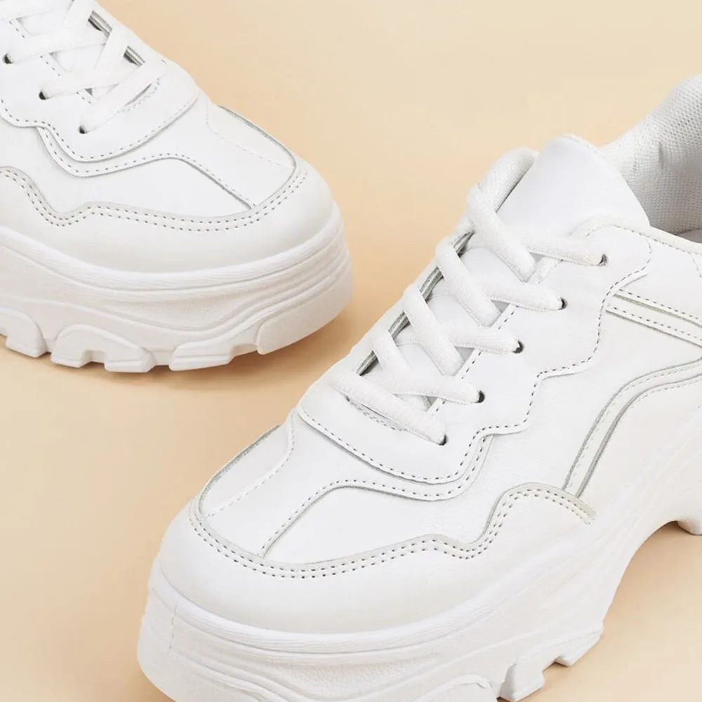 Flexible Design Minimalist Chunky Sneakers