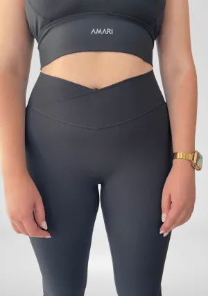 Easy Flow Flattering Silhouette V-Leggings - Black