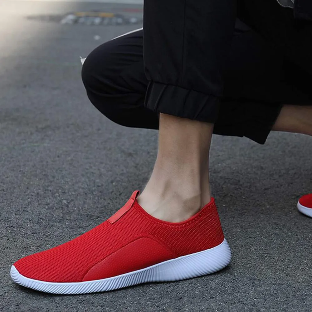 Minimalist Slip-On Sport Shoes Weight Distribution System Cliff Edge