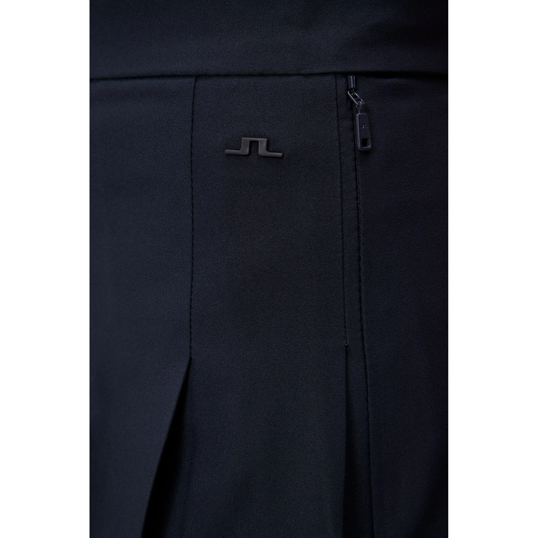 Festival Outfit Calm Mood J.Lindeberg Women's Adina Golf Skirt - JL Navy