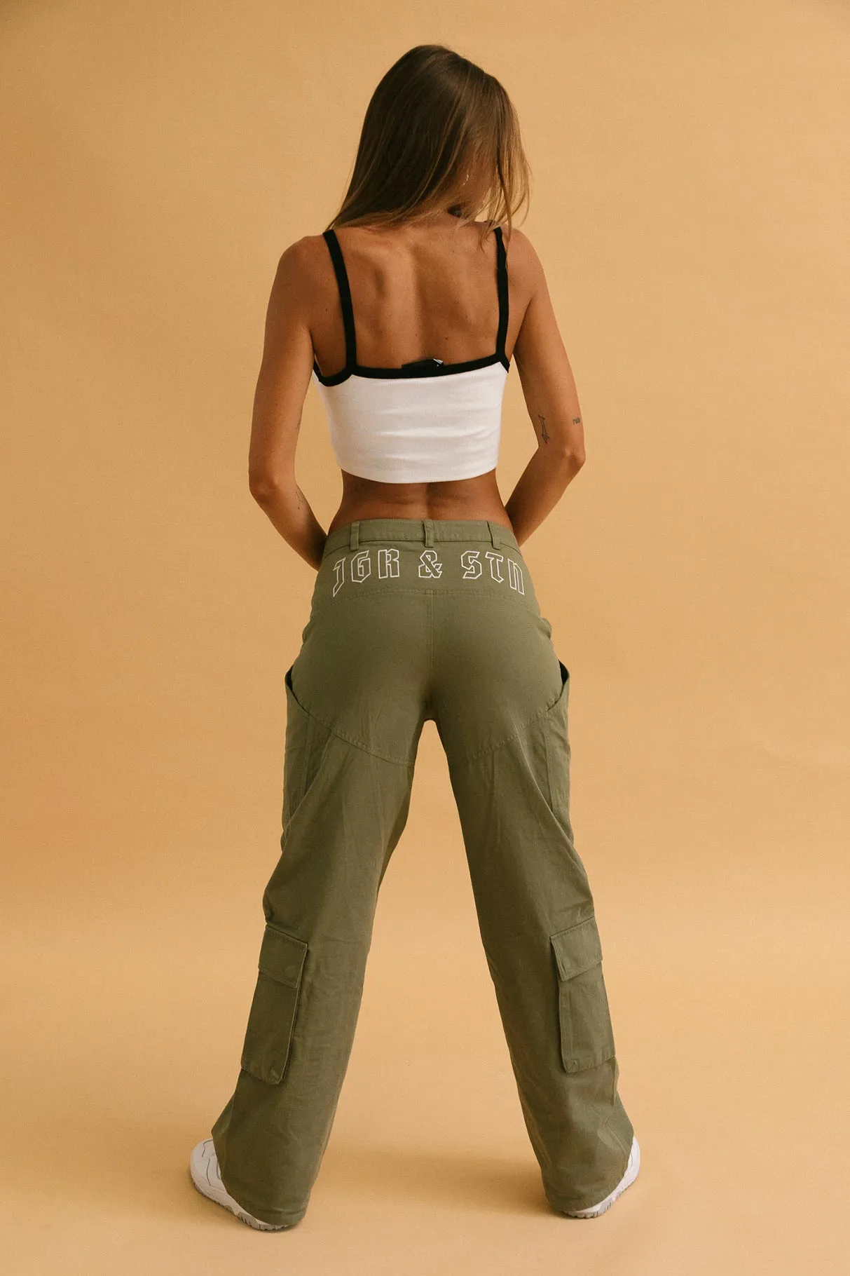 Jagger & Stone Christina Cargo Pants Khaki UV protection coating Utility pocket