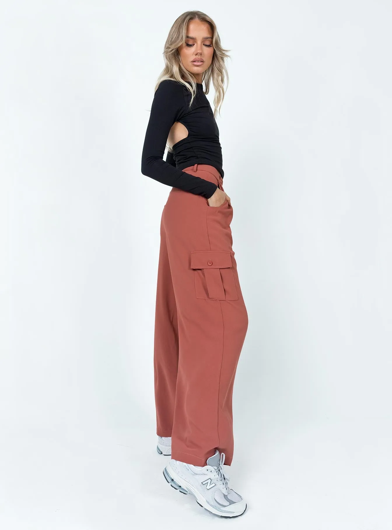 Kenzi Pants Brown Comfort Design stain resistant coating