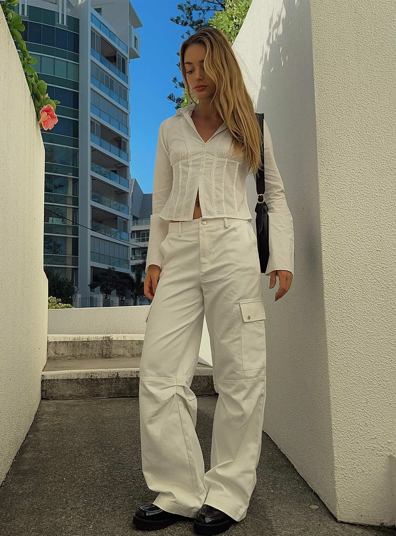Noise Reduciting Fabric Cozy Touch Fallout Mid Rise Cargo Pants White