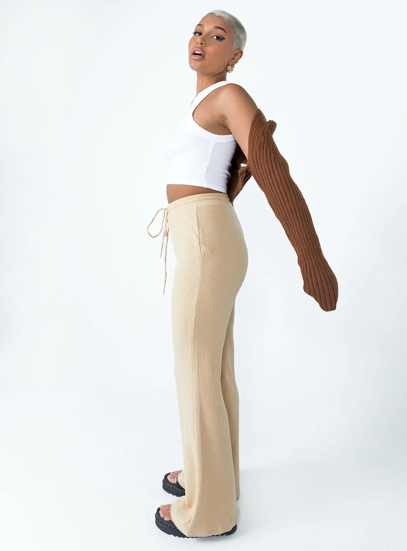 Julian Pants Beige Slim Silhouette