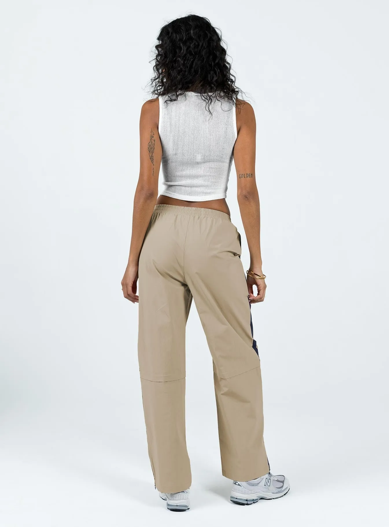 Versatile Layering Soft Interior Cayman Pant Beige