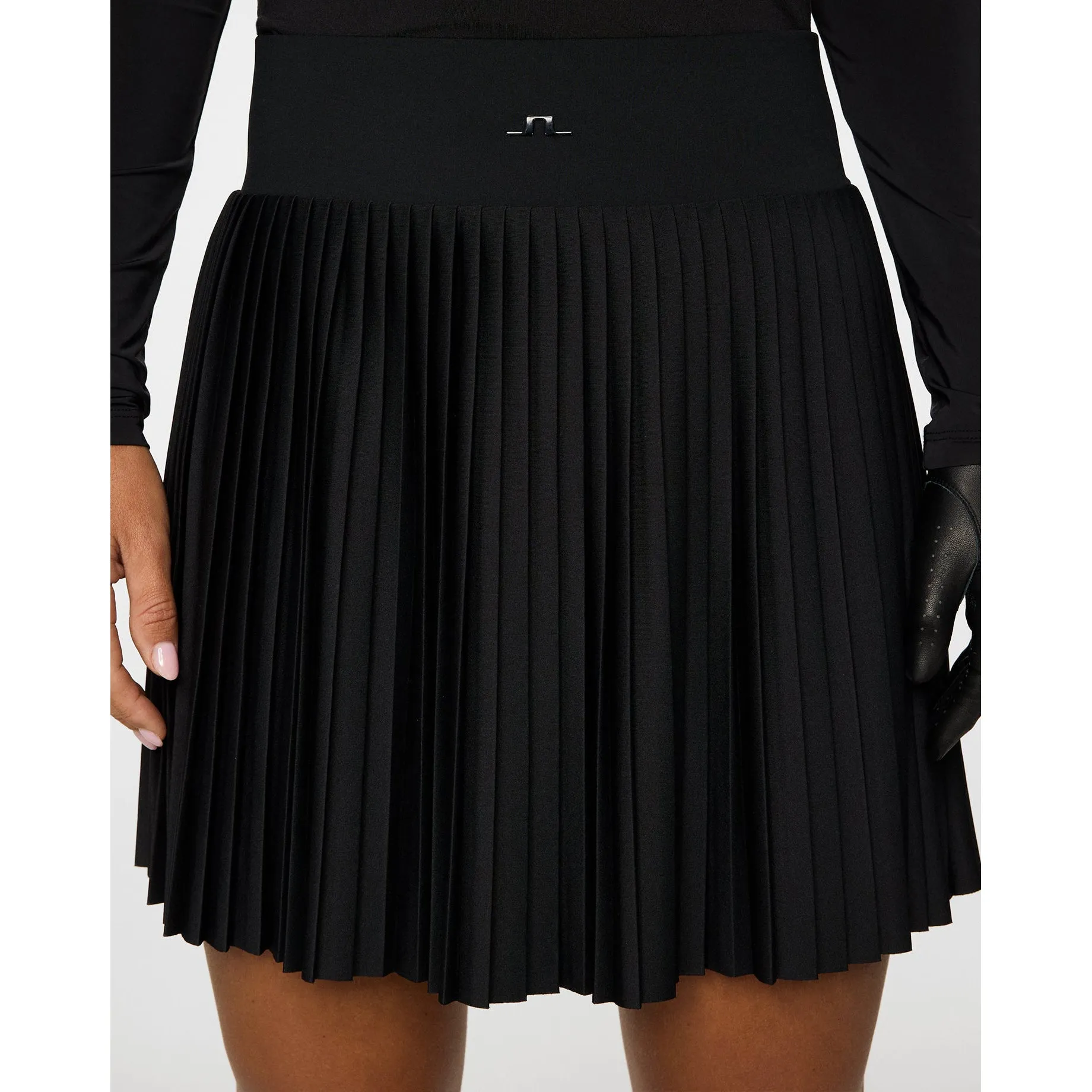 Iconic Style Fashion Fusion J.Lindeberg Women's Binx Golf Skirt - Black