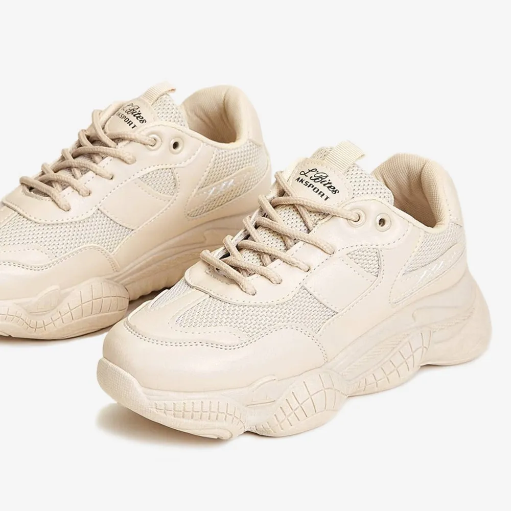 Durable Stitching Energy Return Technology Lace-Up Chunky Sneakers
