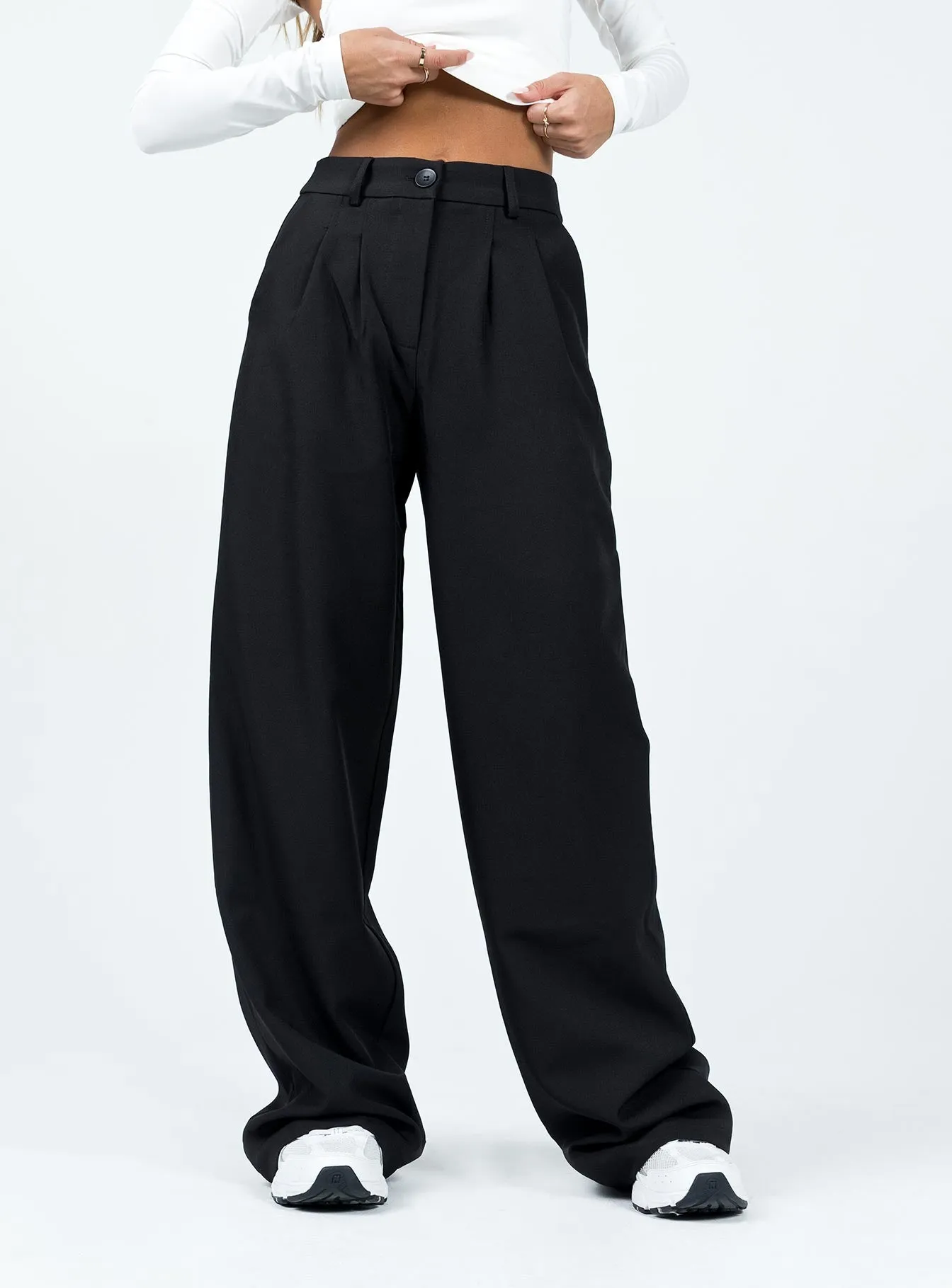 Flowy legs Soft Fabric Archer Pants Black