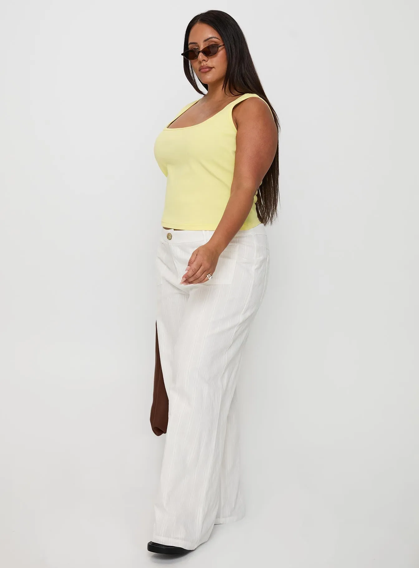 Vendi Low Rise Pant White Curve Stretch Motion