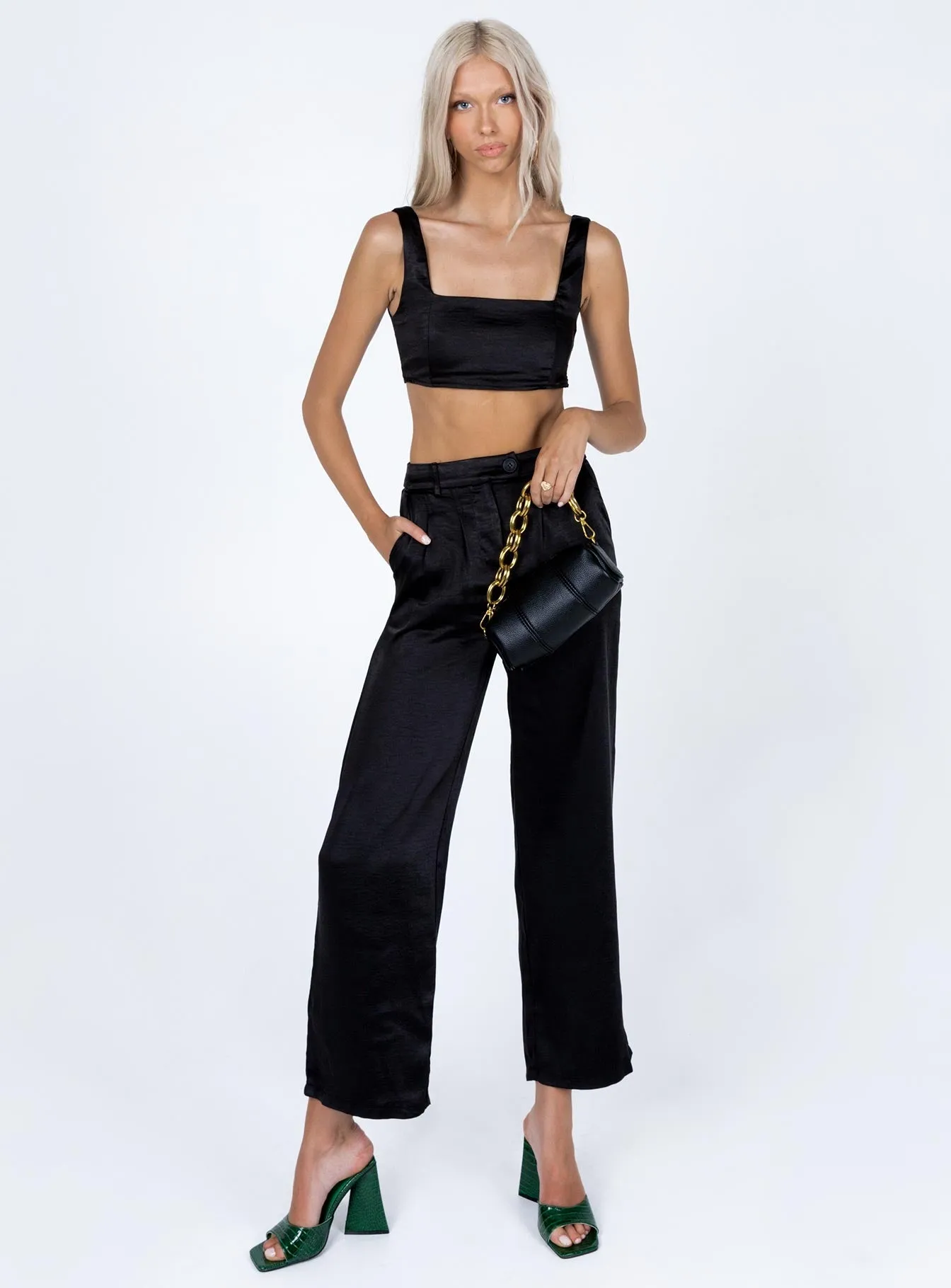 Huxley Set Satin Black Form Fitting Roomy Fit