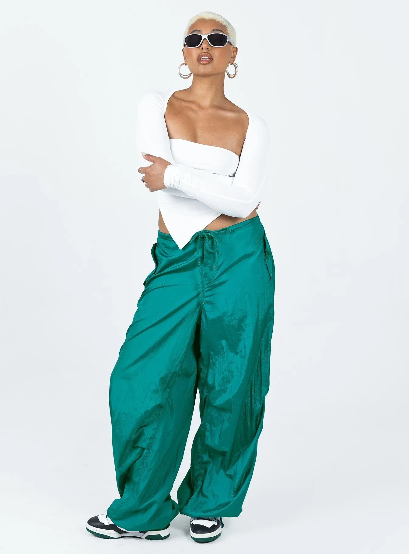 Sleek Waist All Day Wear Motel Chute Trousers Teal