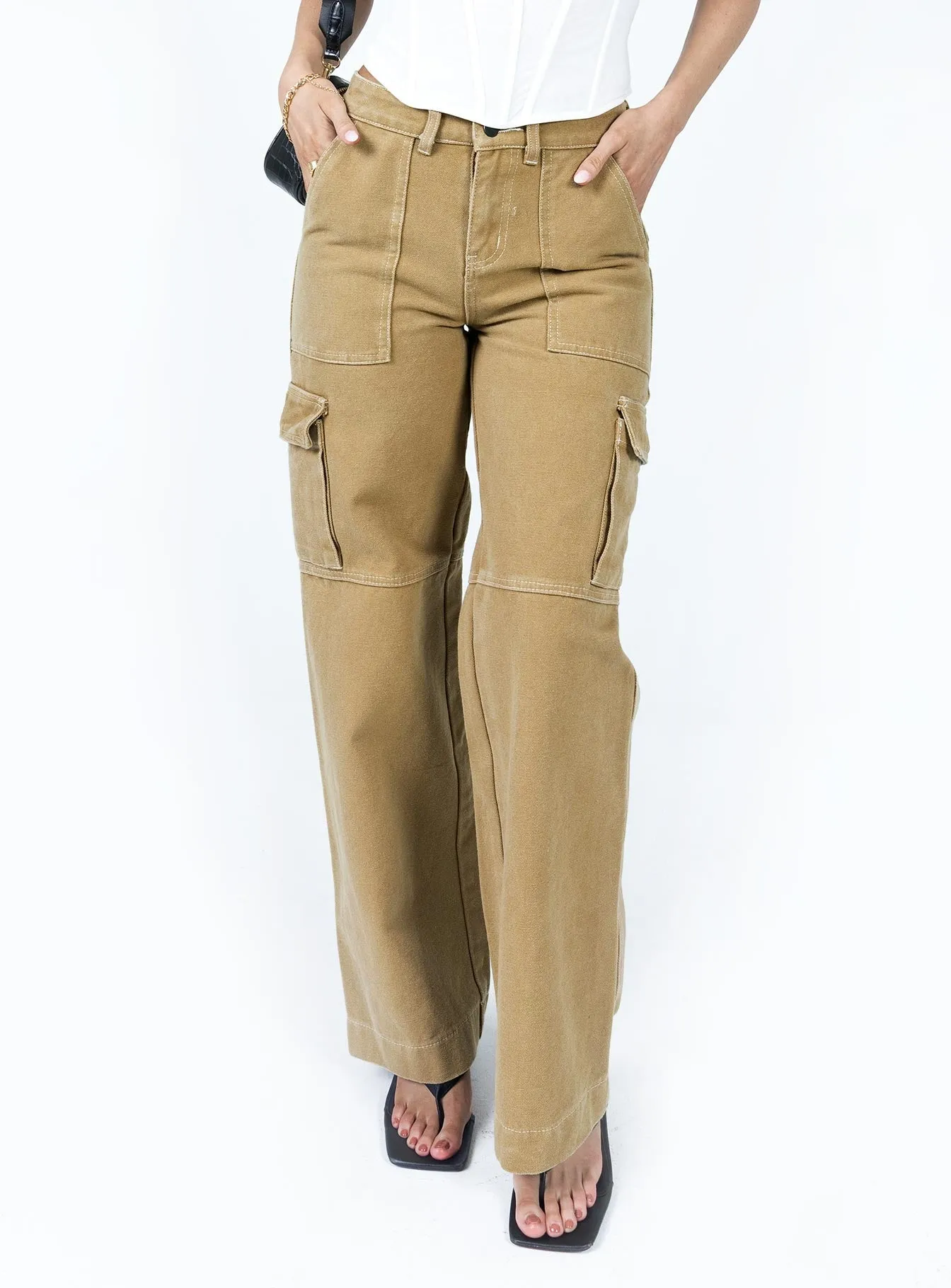 Soft Finish Moisture wicking Dust Dancing Cargo Pant Camel