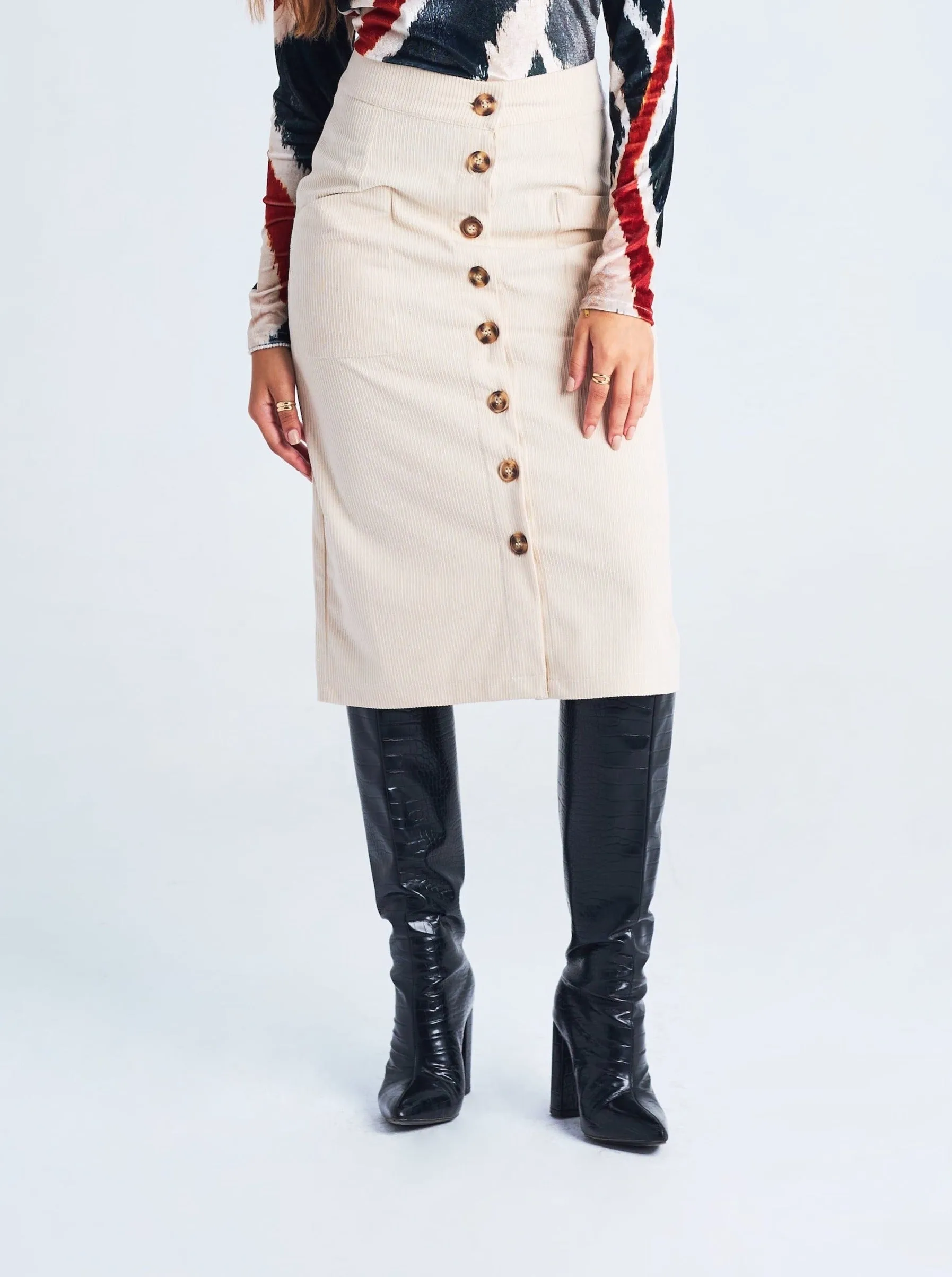 Style Preview Tear Resistant Buttoned Pencil Skirt