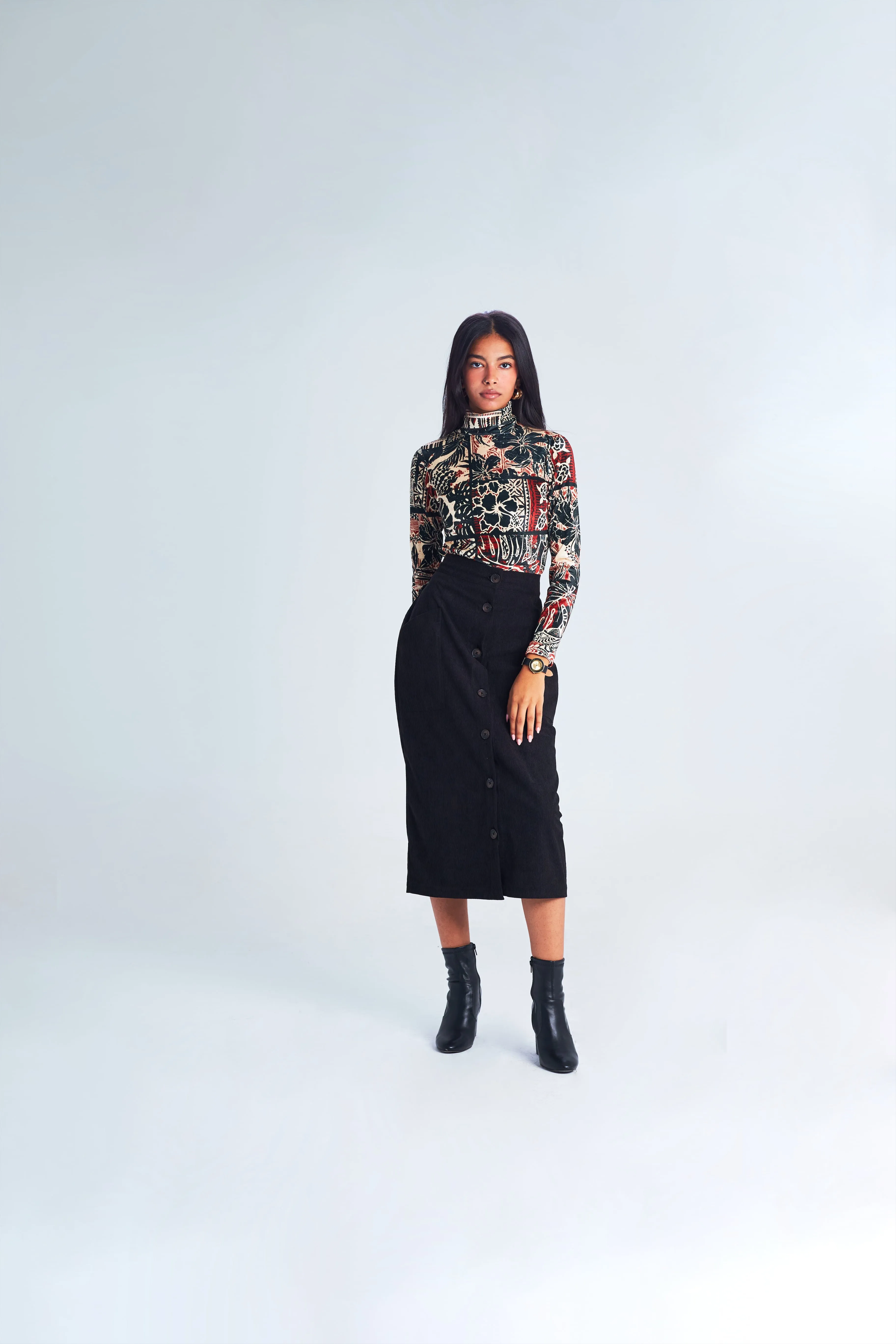 Tiered Design On-The-Go Outfit Buttoned Pencil Skirt