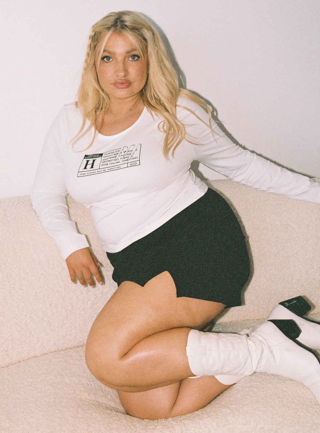Horror Night Long Sleeve Top White Curve Non Restrictive Silhouette