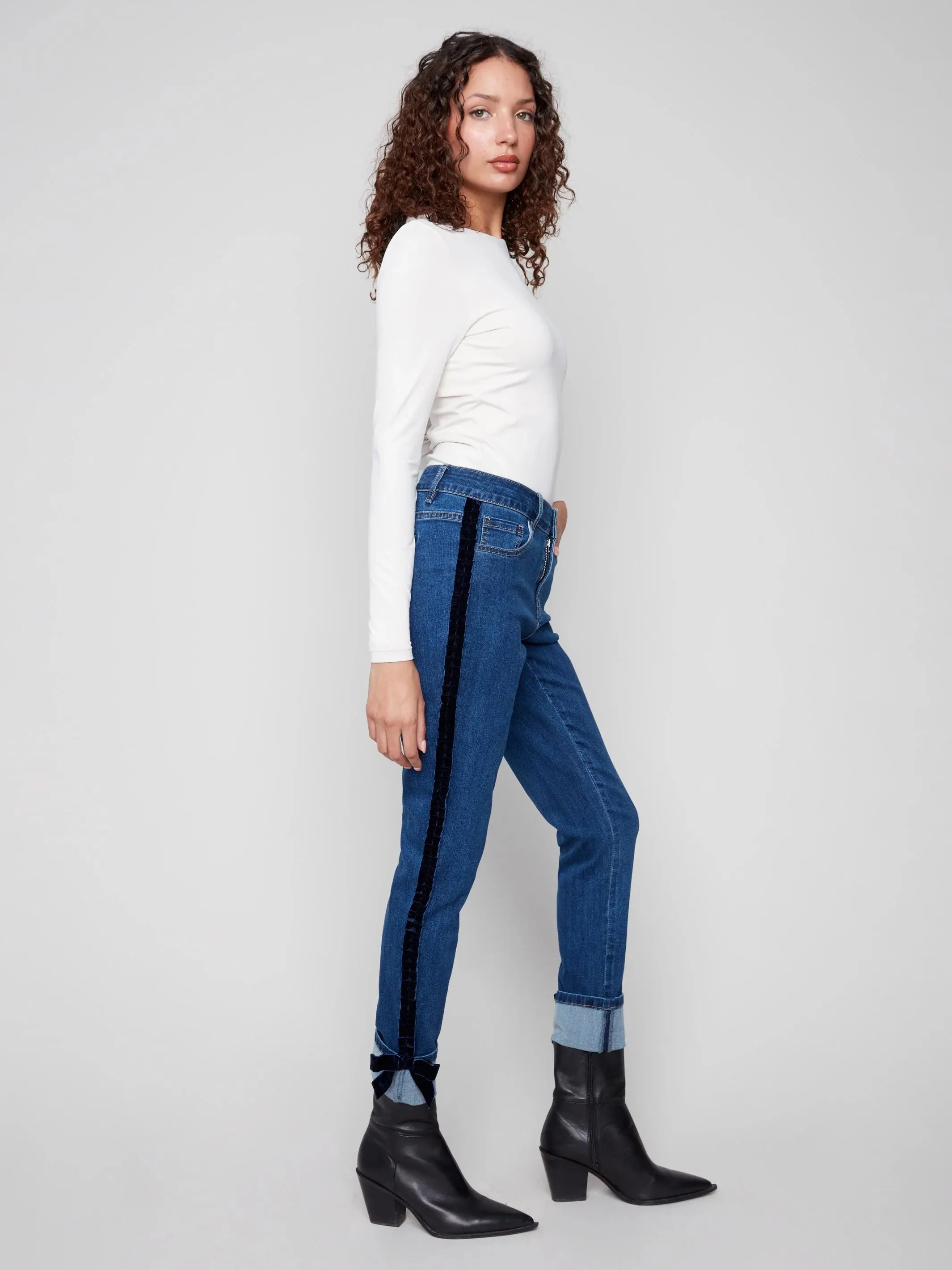 Fine Weave CHARLIE B SLIM LEG JEAN W/ VELVET BOW - INDIGO