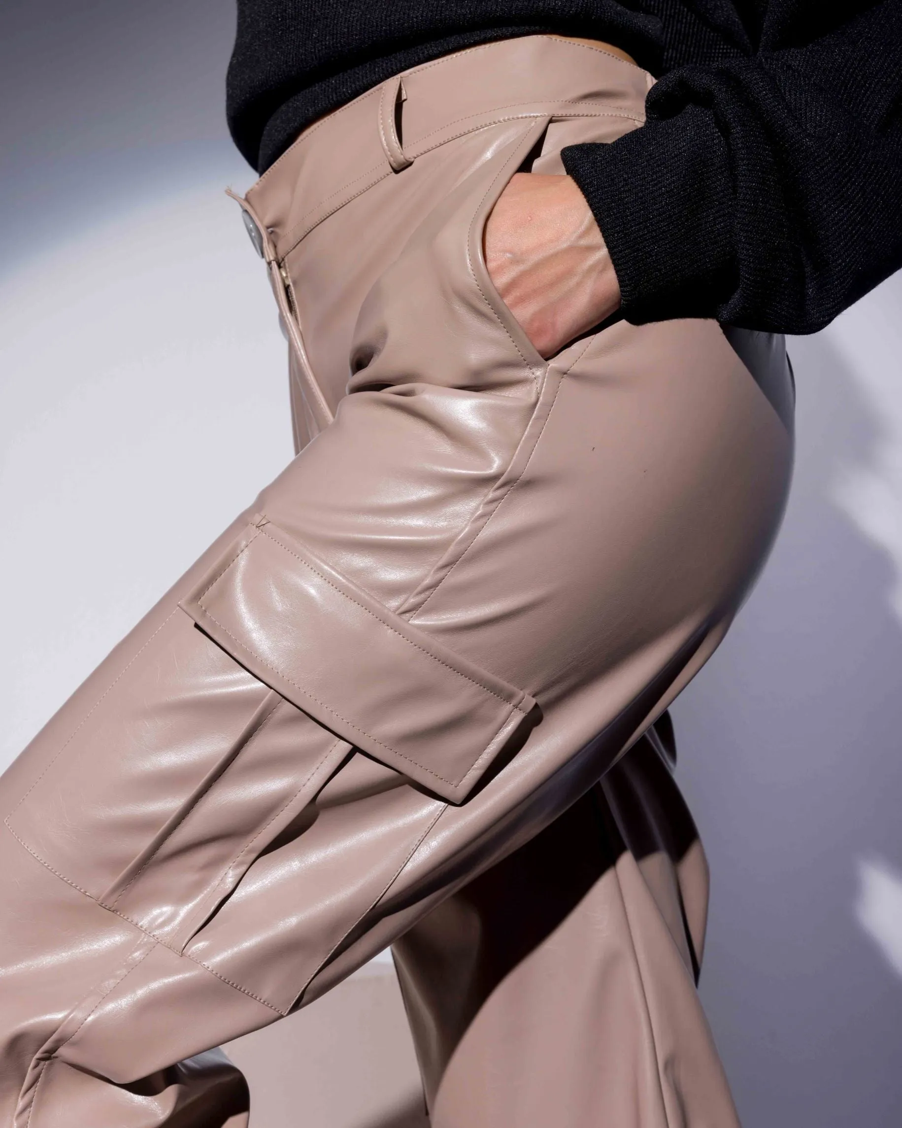 HighDurabilityClothing AntiPilling Fabric Wide leg pockets pants - Biege