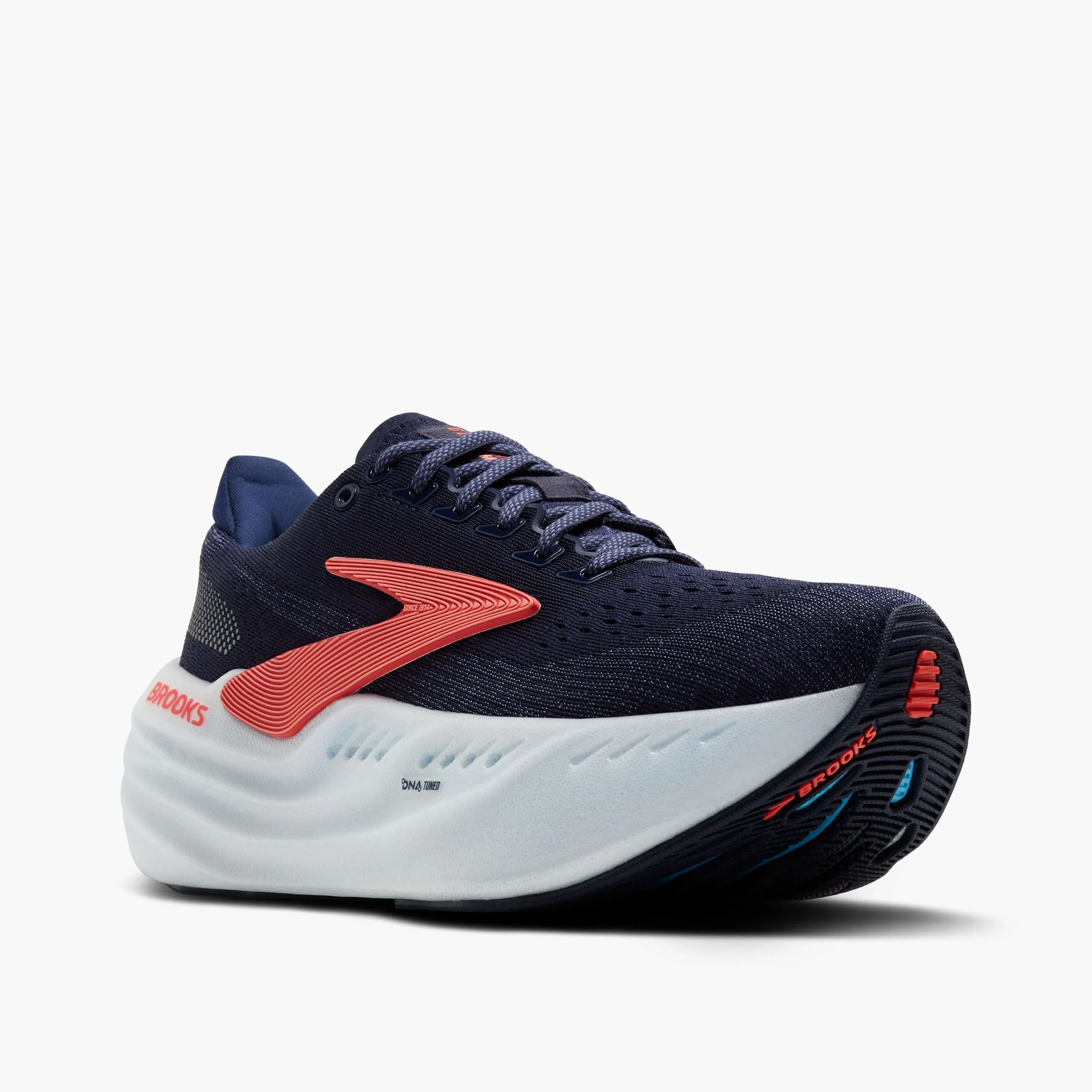 Brooks Women's Glycerin Max Running Shoe day walking rough grip
