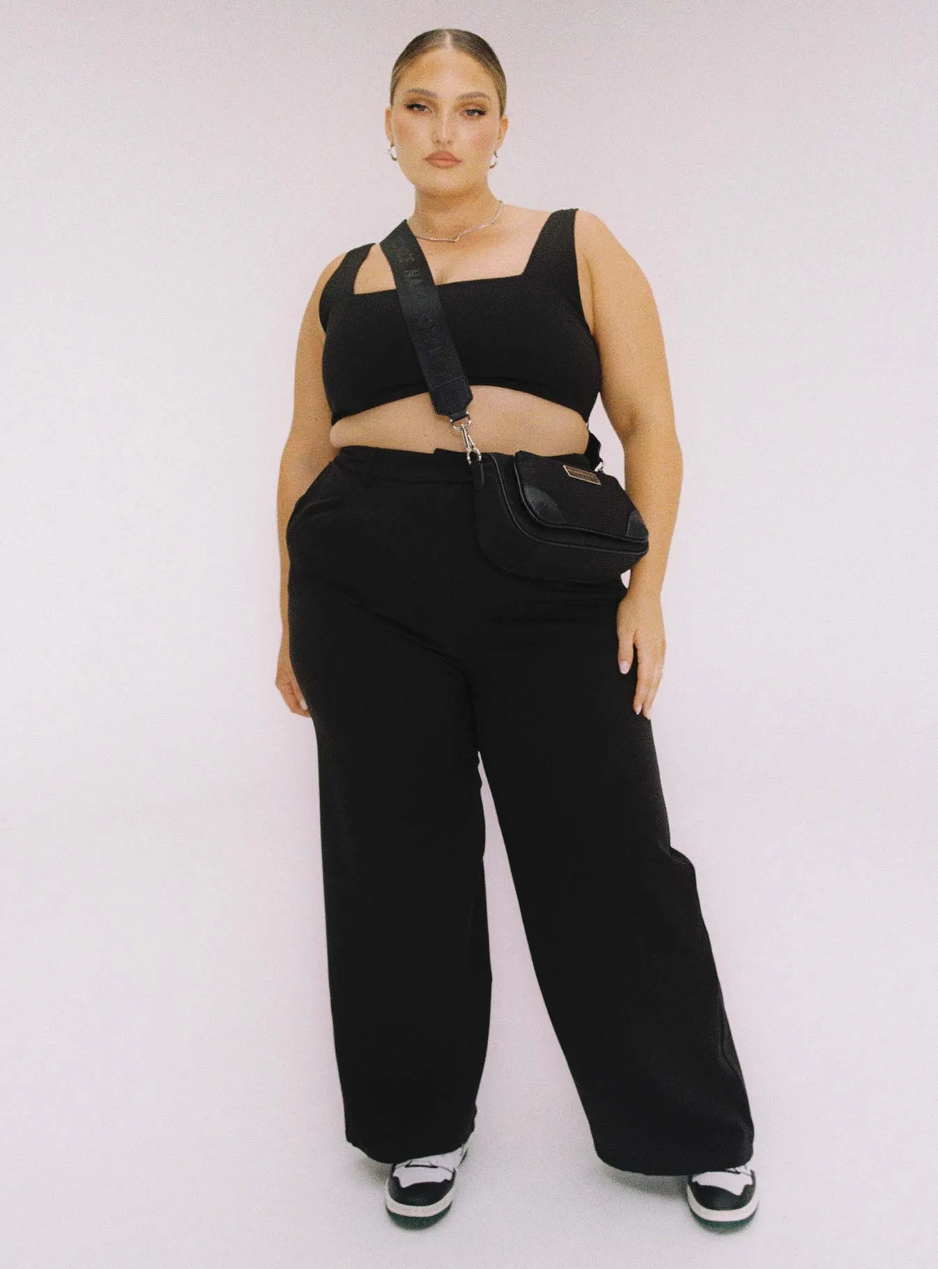 Easy Care Fabric Huxley Set Black Curve