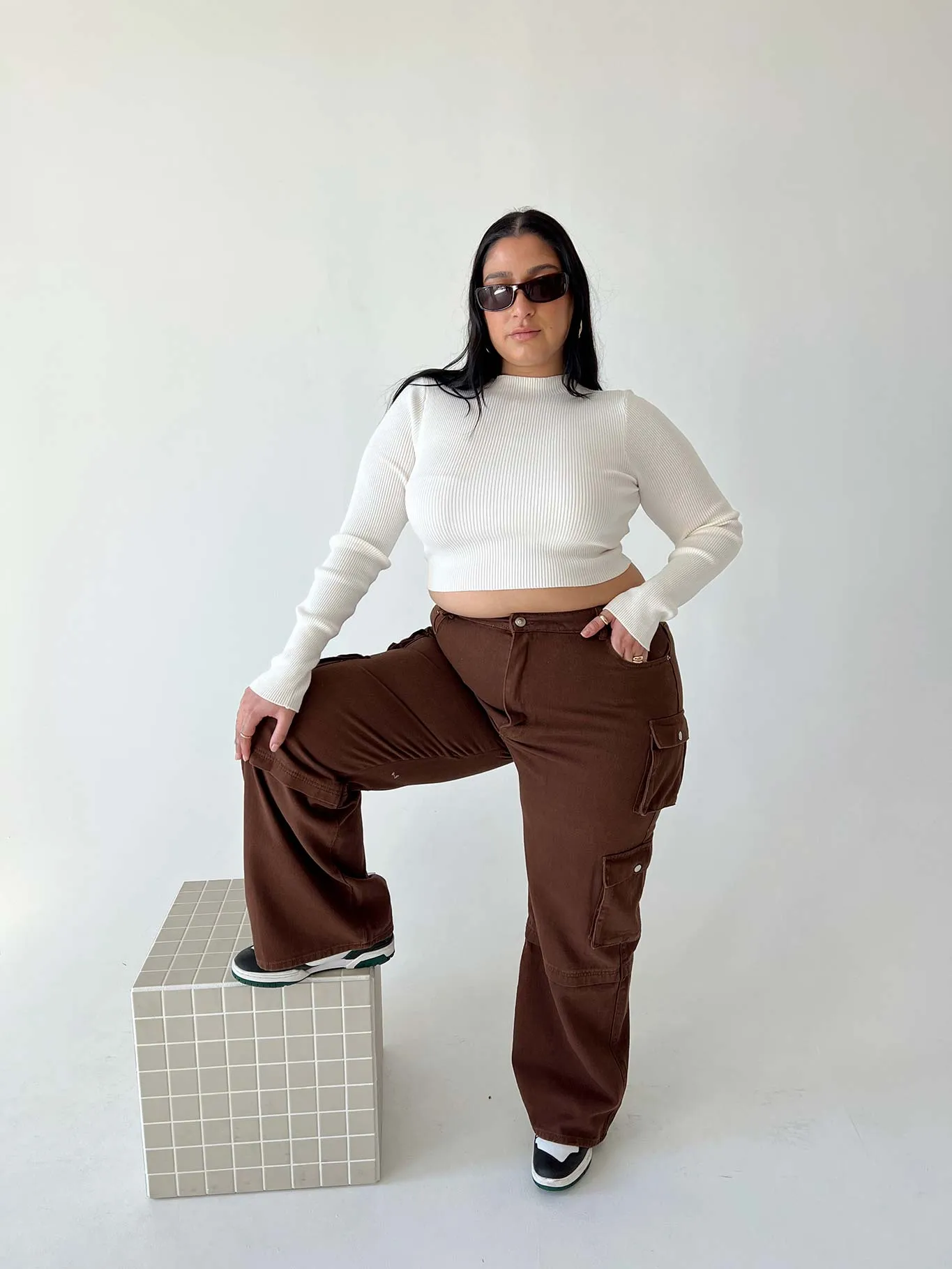 Quick Access Zippers Darla Cargo Denim Jeans Brown Curve
