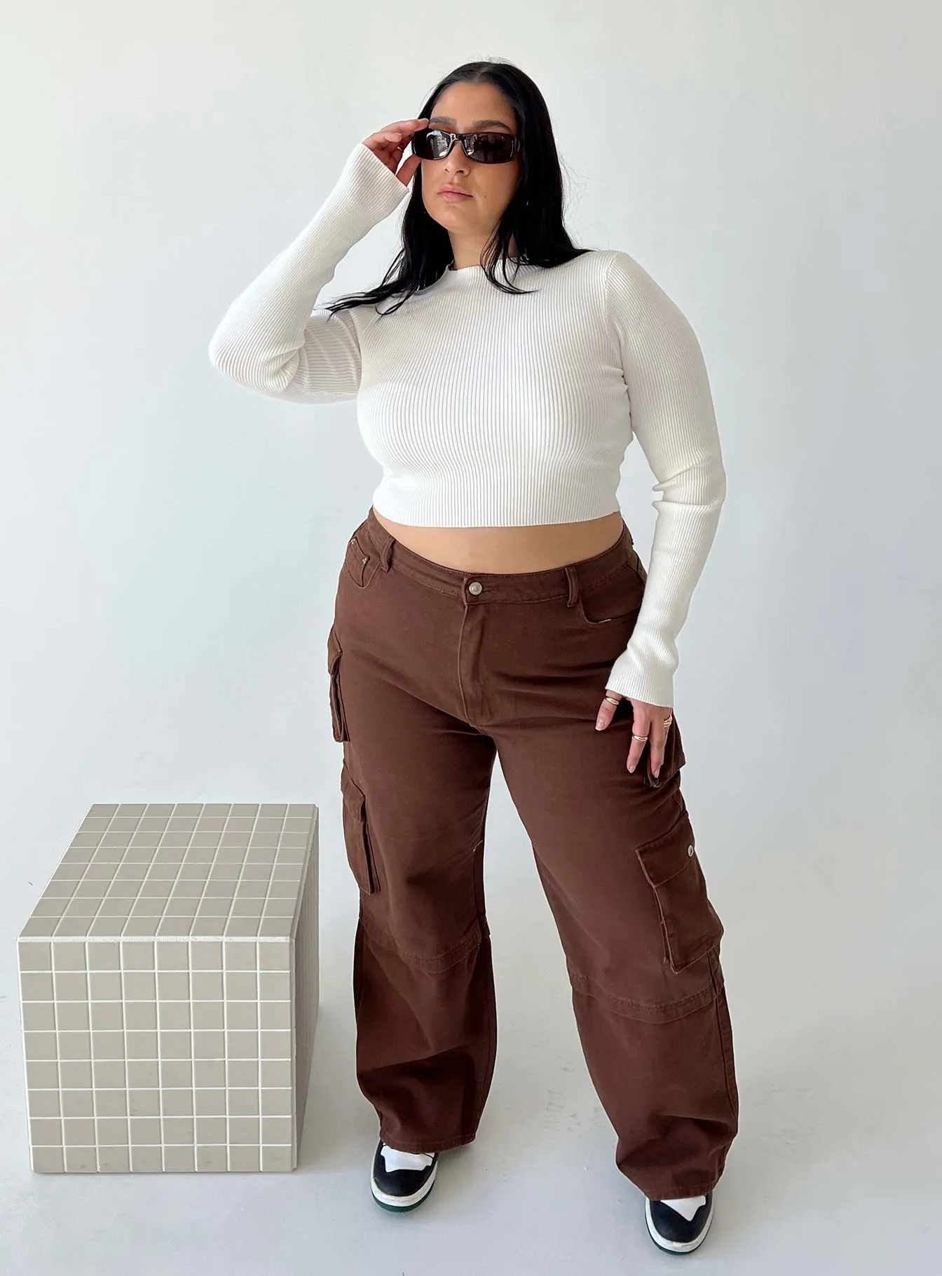 Casual Chic Flexible Material Darla Cargo Denim Jeans Brown Curve