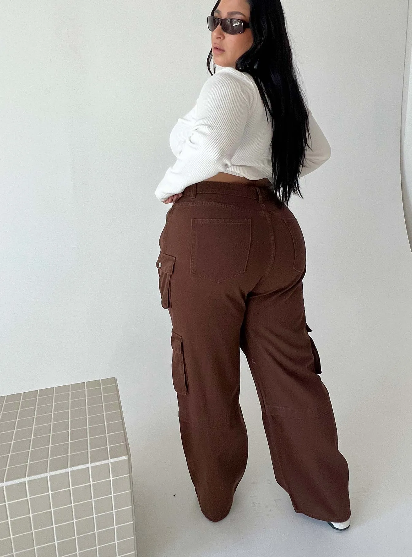 Urban Comfort Darla Cargo Denim Jeans Brown Curve