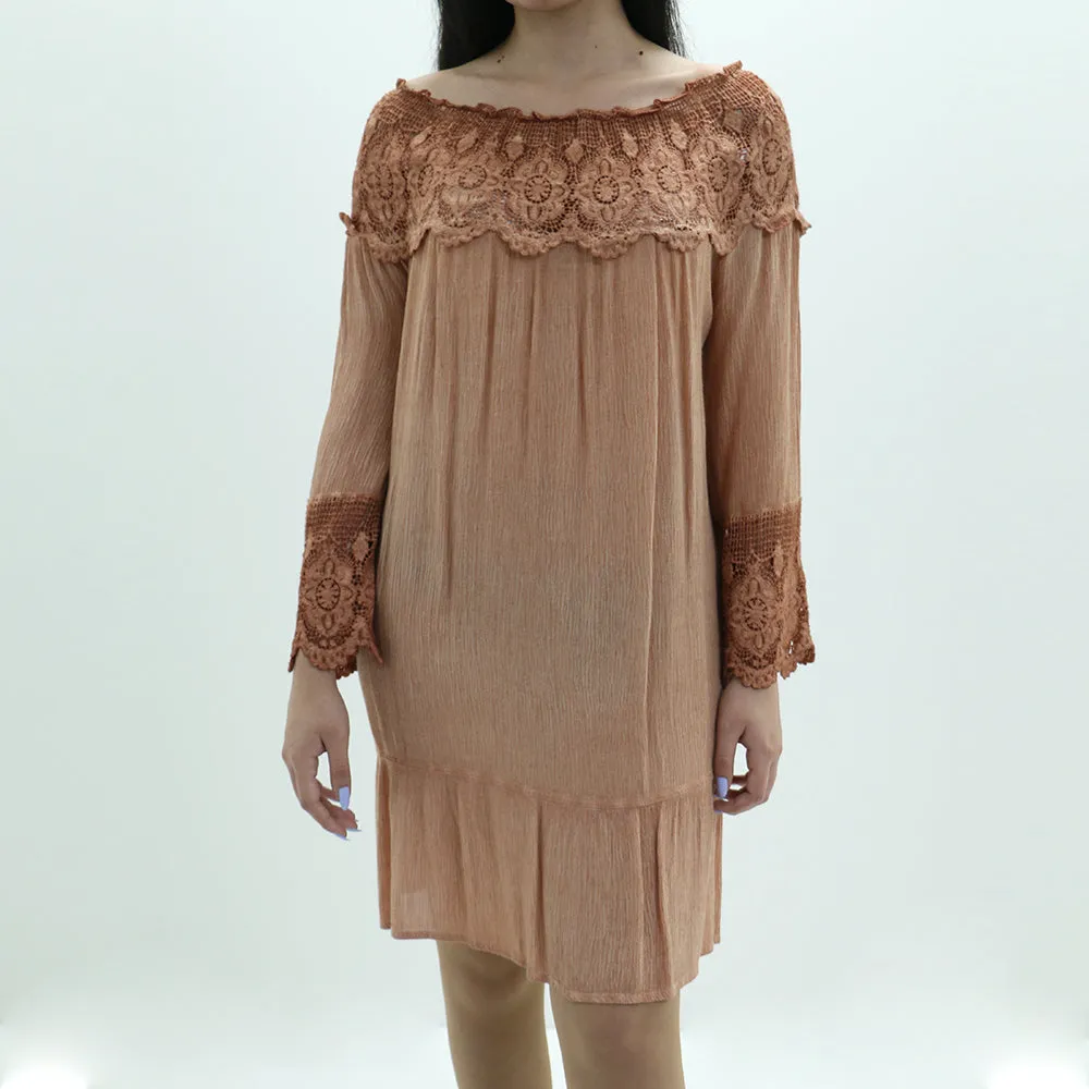 Women's Lace Neckline Ruffle Dress,Nude Comfortable fit Contrast-Lining