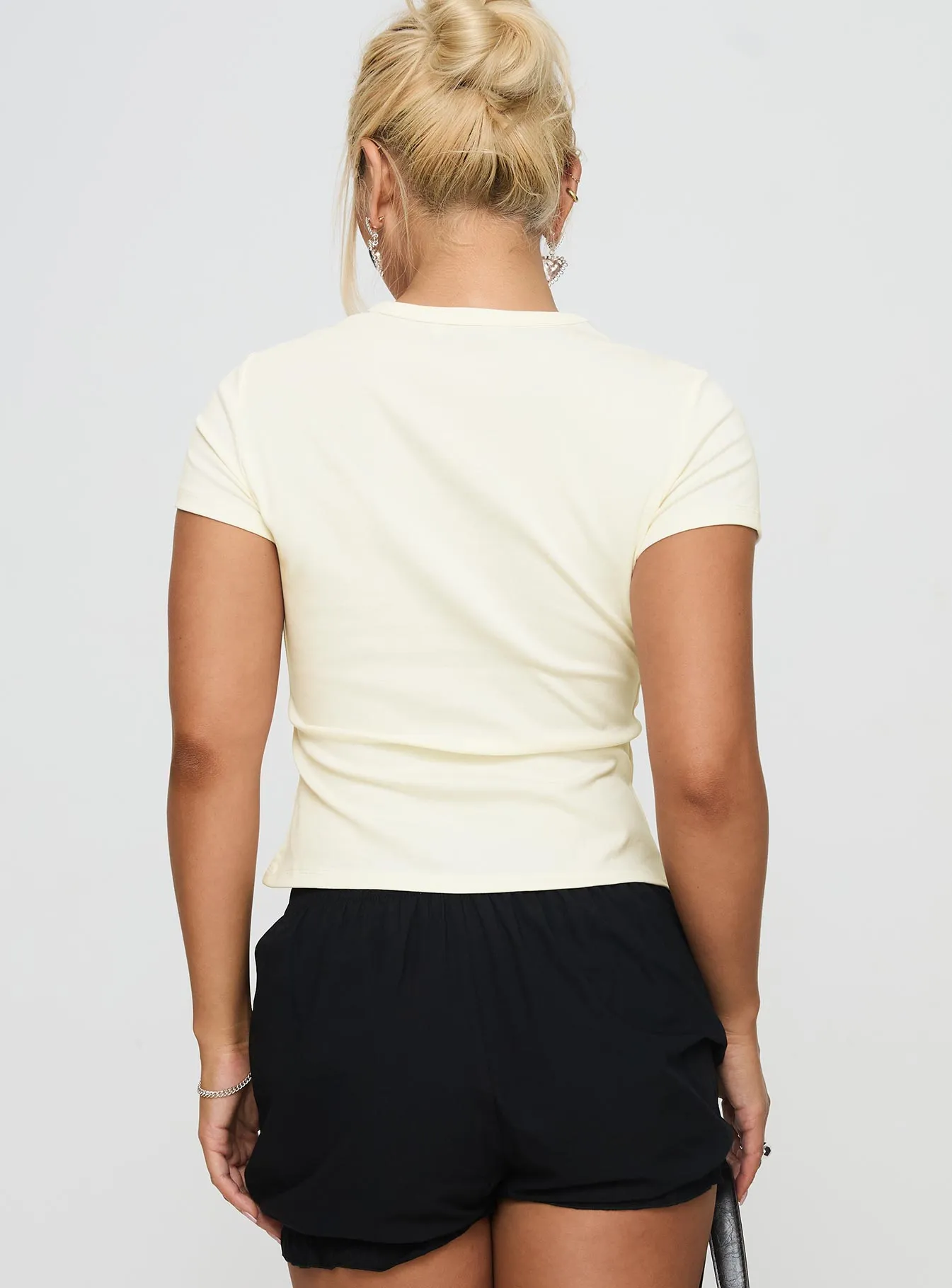 Marseille Manners Graphic Top Cream Simple Layer
