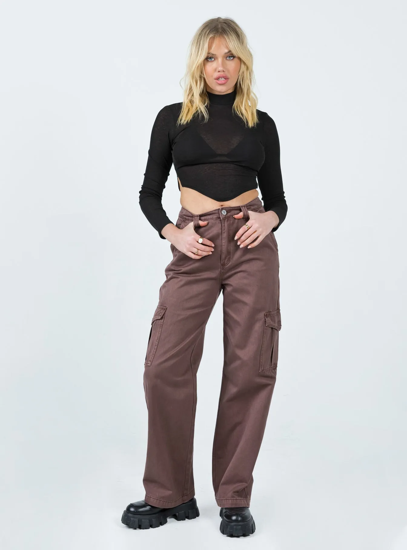 Abrand 94 High & Wide Cargo Cocoa Packable Fit