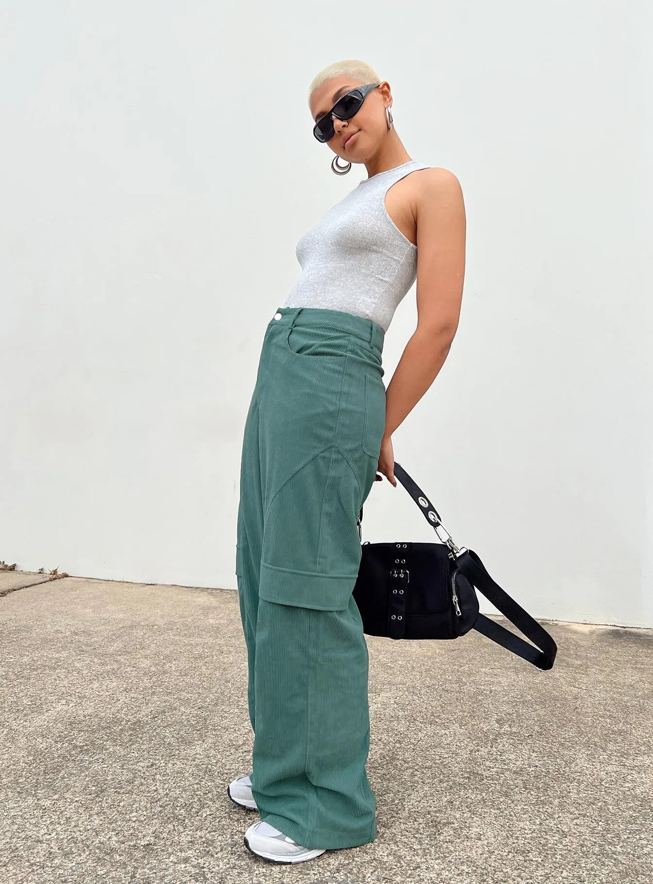 Durable Design Mesh Lined City Loop Cord Pant Green