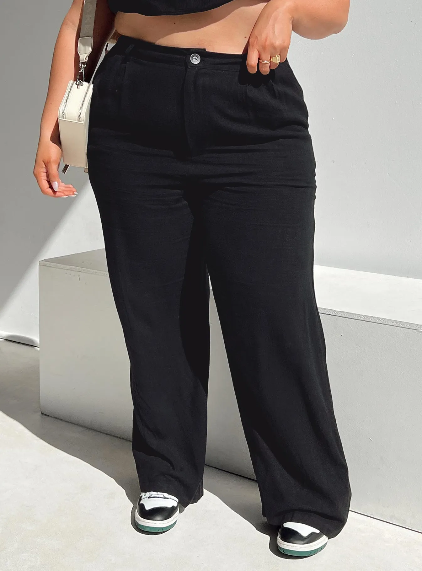 Anti Bacterial Treatment Cropped hem Brenda Linen Blend Pants Black Curve