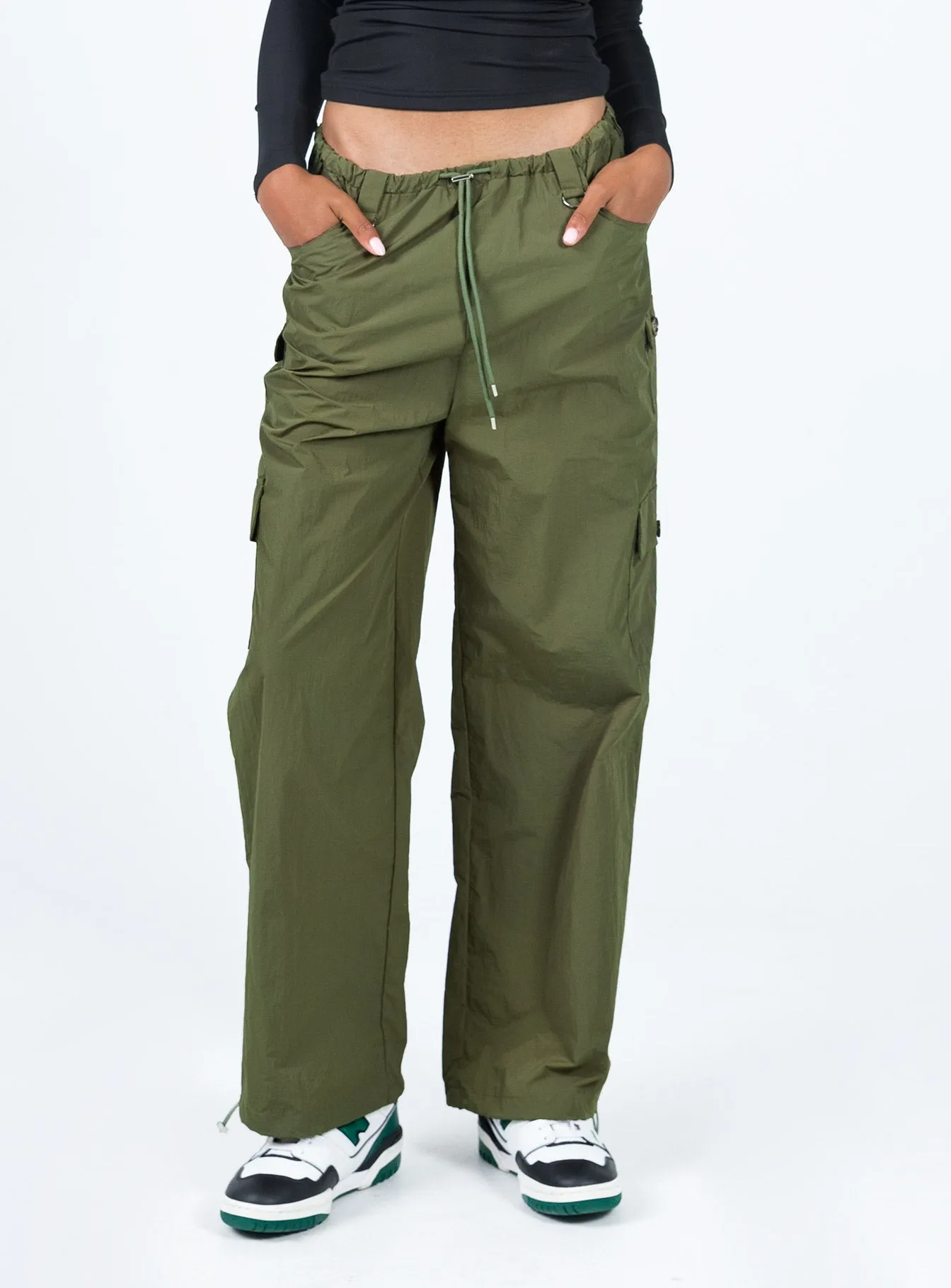 Erave Parachute Pants Khaki Commuter Fit Windproof coating