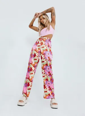 Sleek Appearance Core Movement Floral Field Pants Pink