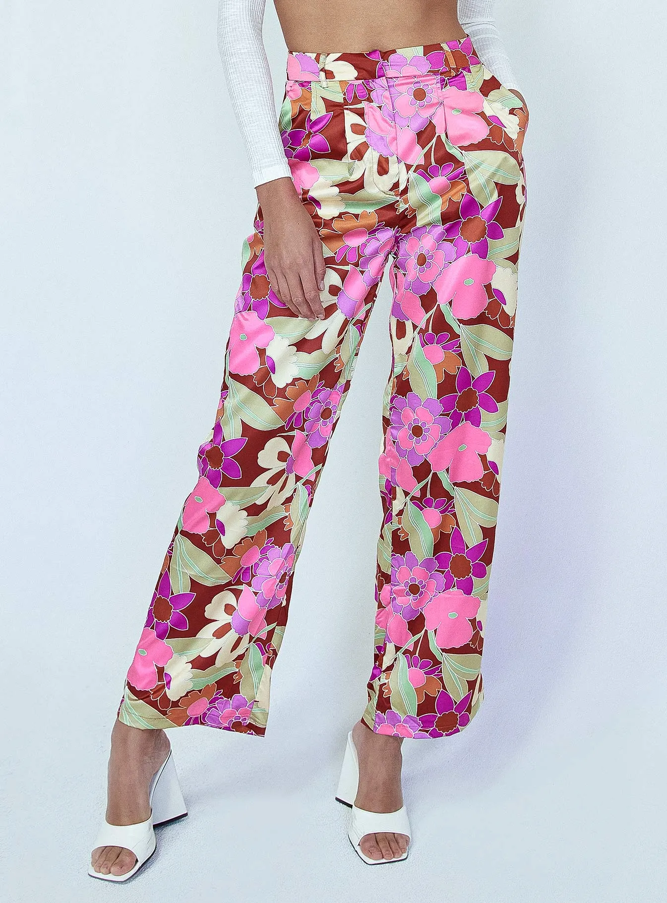 Light and Cozy Functional Waist Floral Field Pants Pink