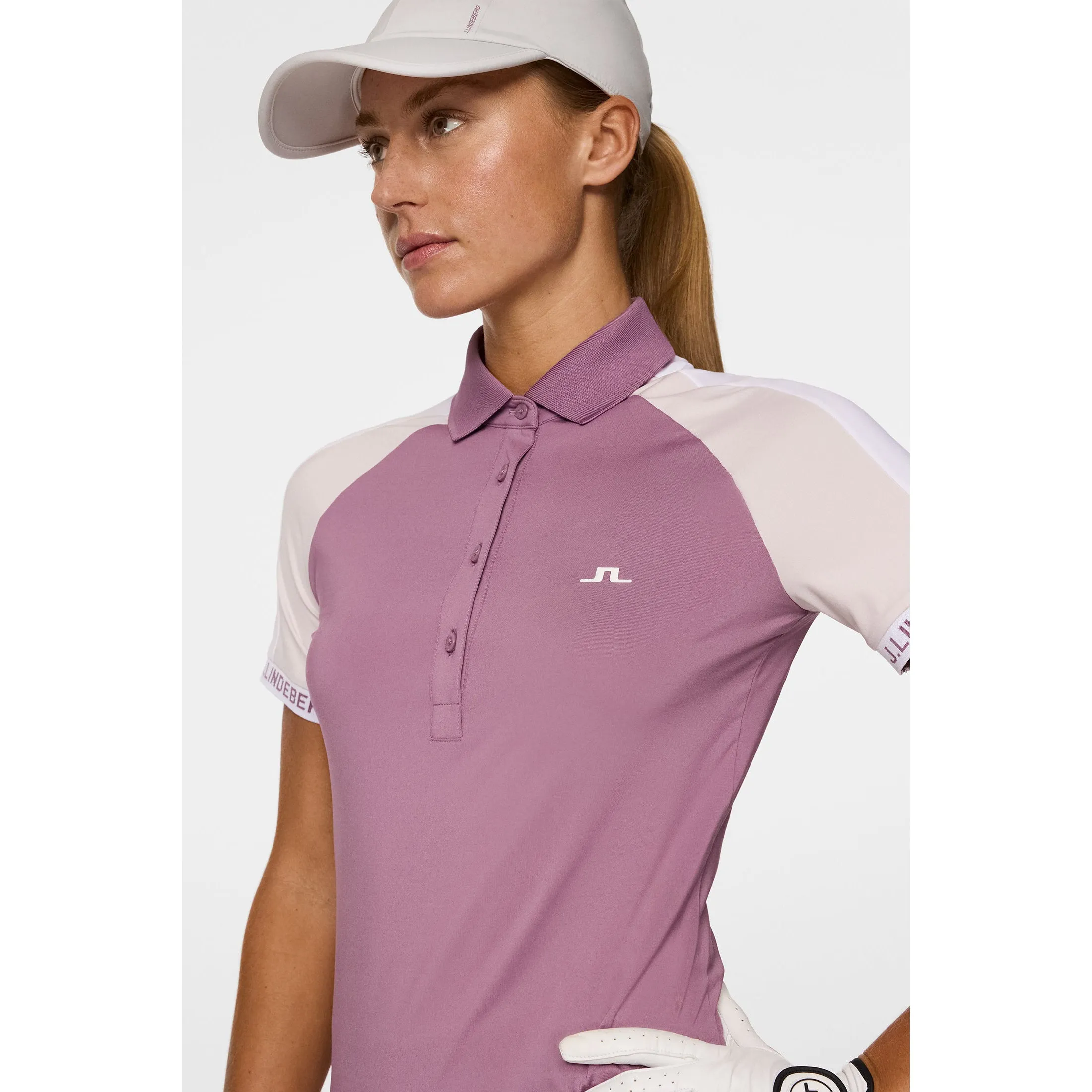 Road Look J.Lindeberg Women's Priya Golf Polo Shirt - Very Grape