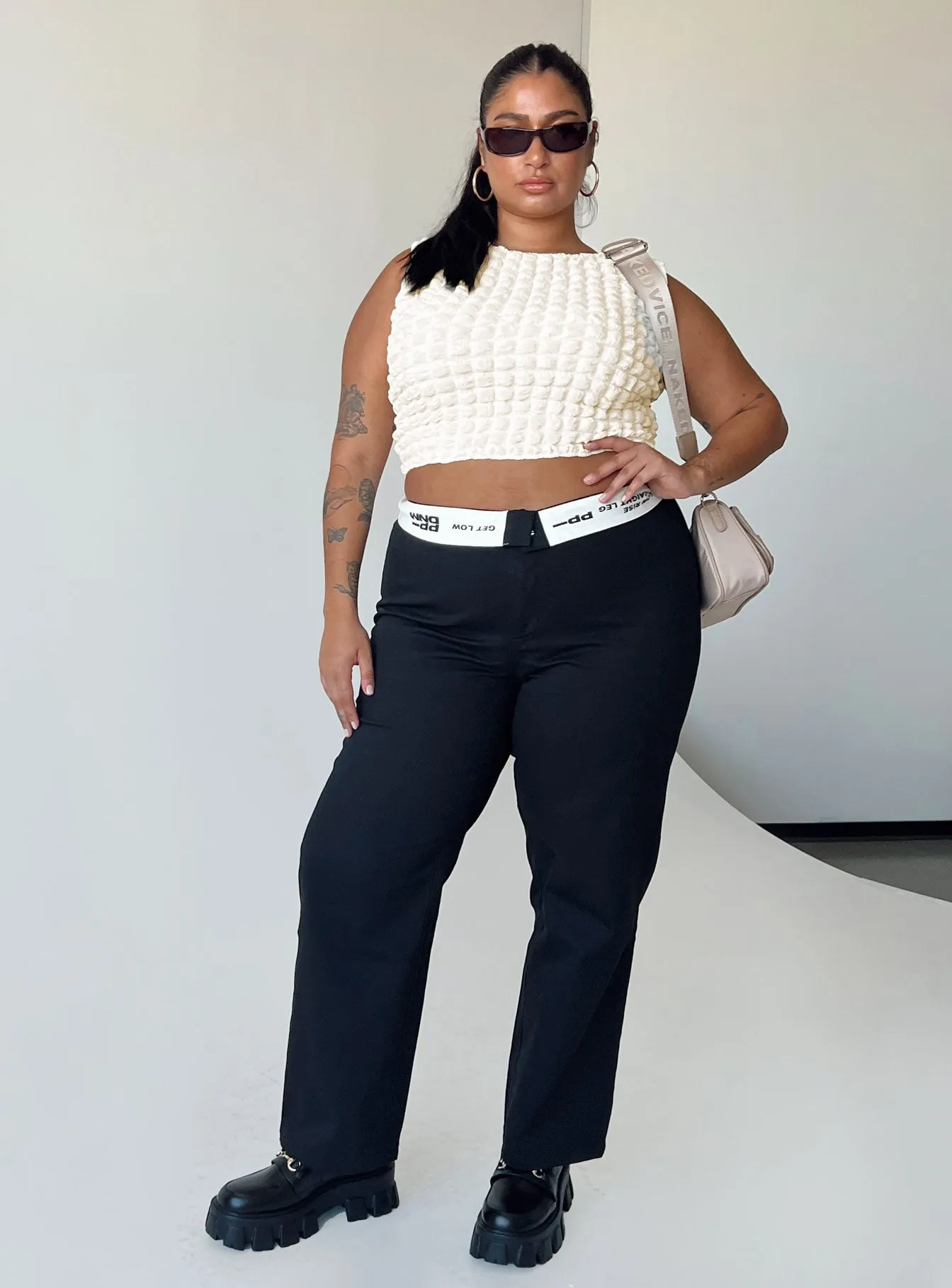 Contoured Panel Design Dava Low Rise Pants Black Curve