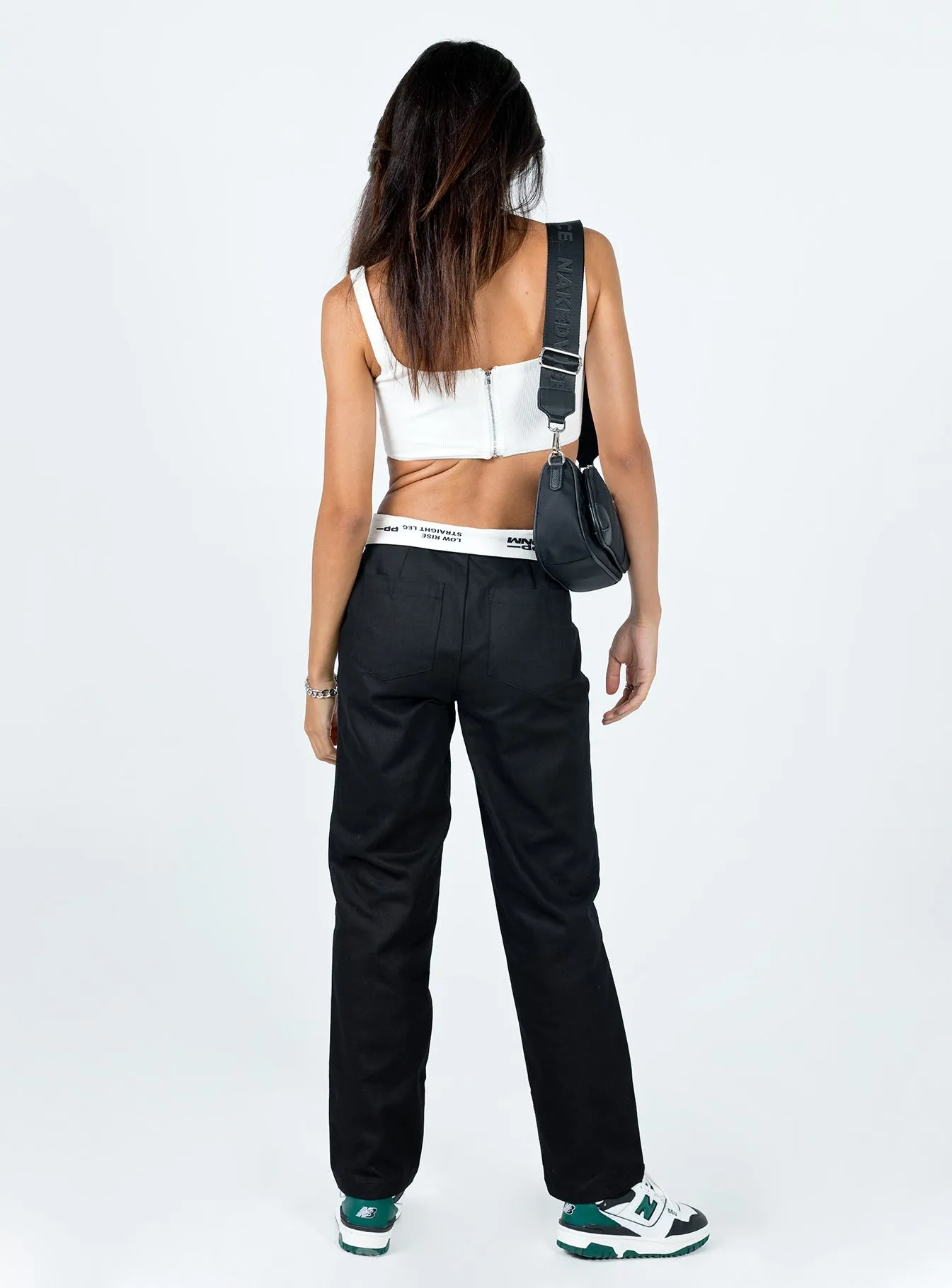 Soft and Light Flat Lock Stitching Dava Low Rise Pants Black
