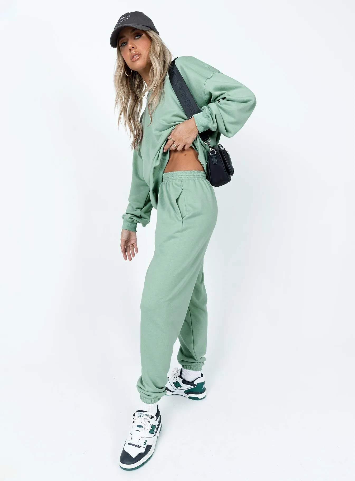 No Sagging Long Use Club Basic Trackpants Sage