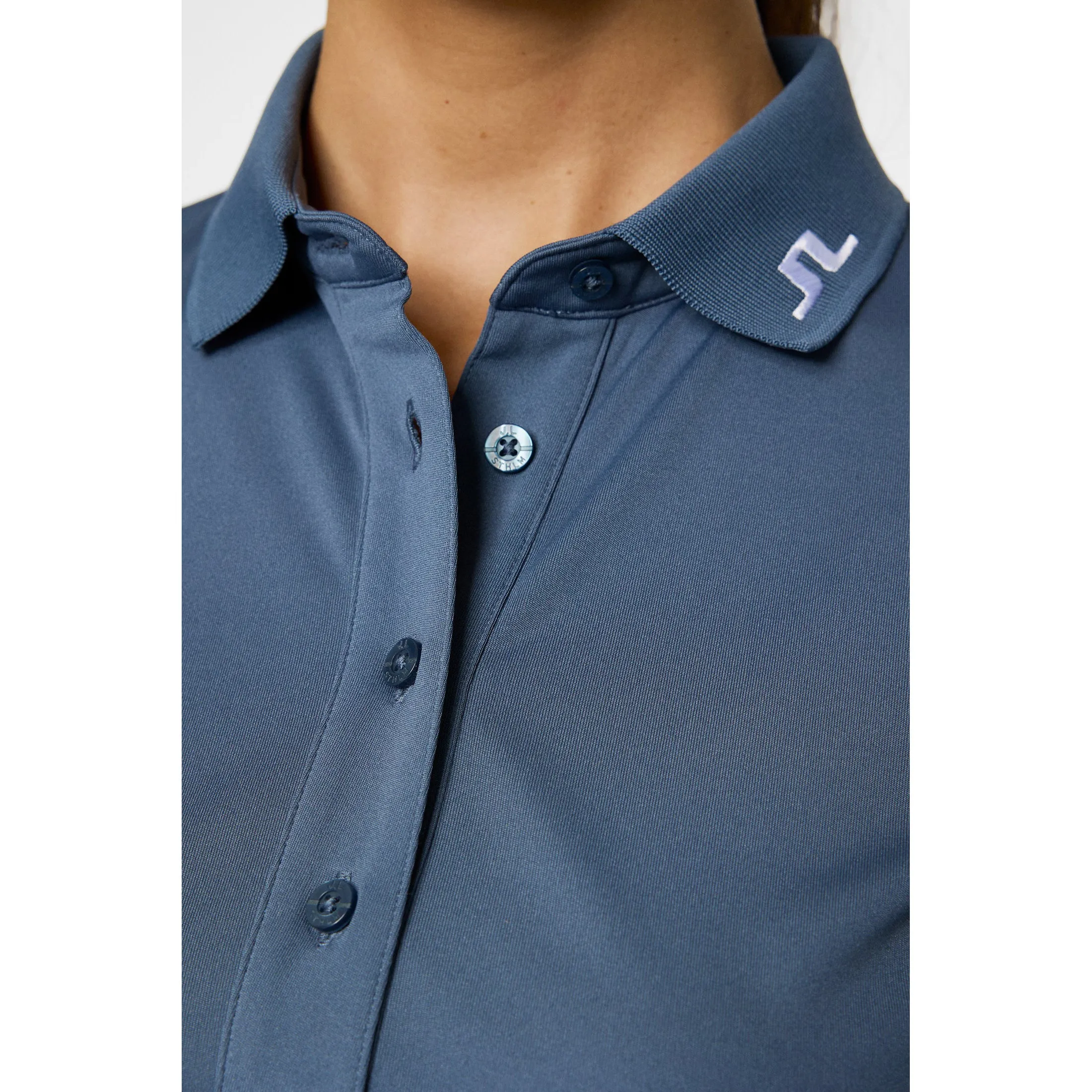 Universal Clasp Mechanism J.Lindeberg Women's Tour Tech Golf Polo Shirt - Vintage Indigo