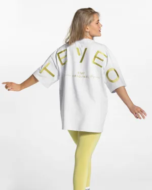 Signature Oversized T-Shirt "Lime" Cozy Wardrobe spandex blend