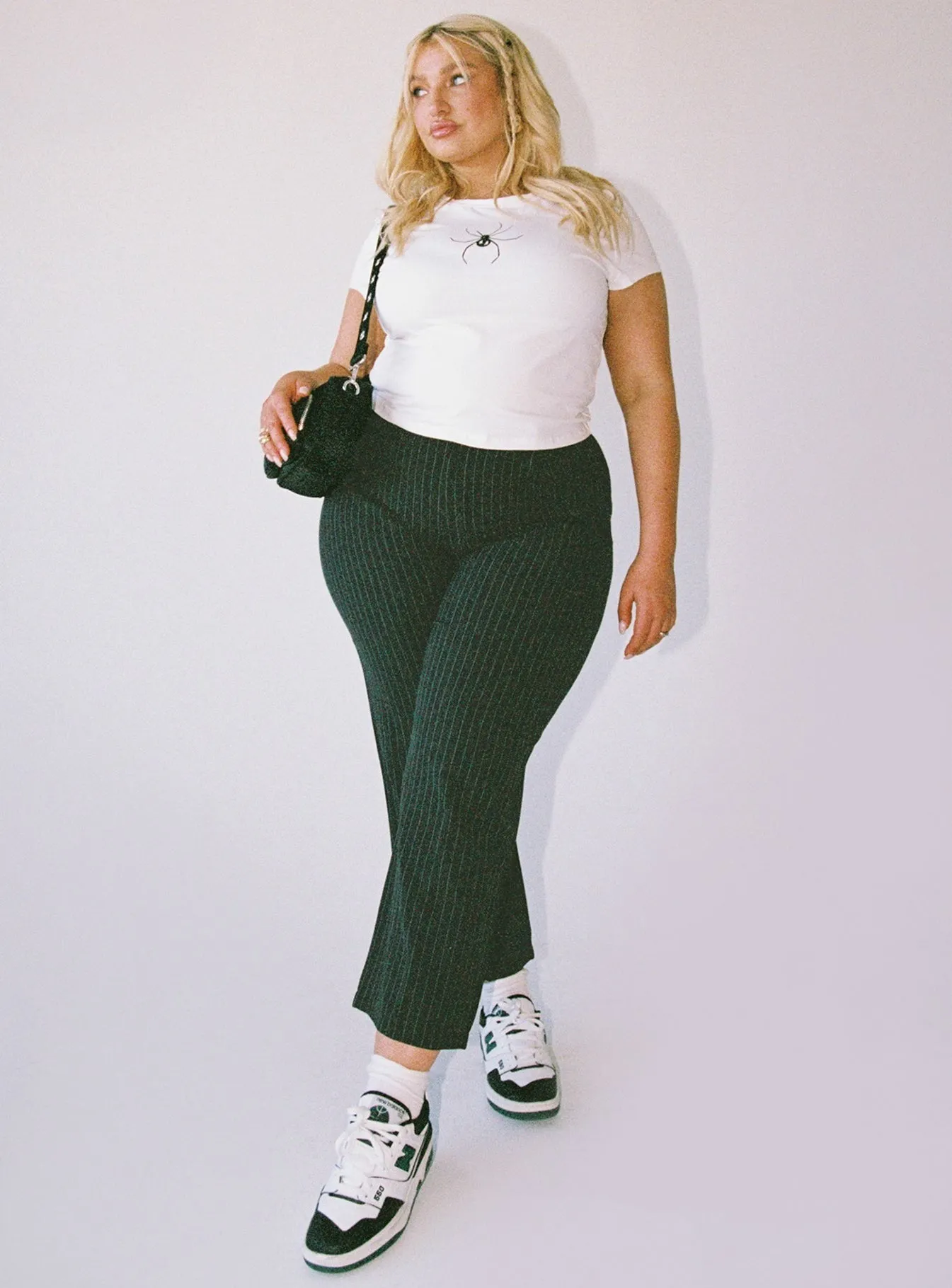 Archana Top White Curve Non Toxic Materials