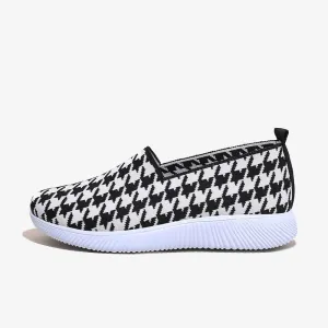 Houndstooth Slip On Sneakers Energy Return Technology slow walk